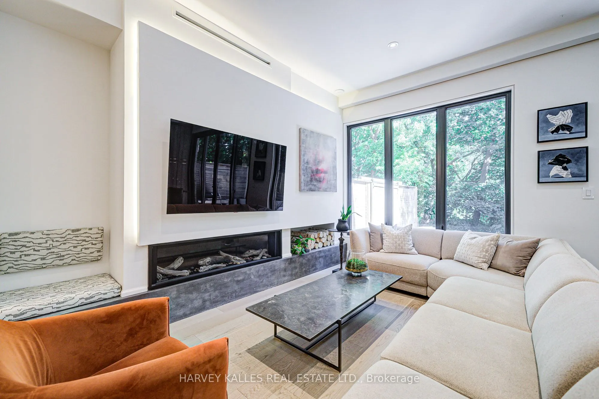 569 Arlington Avenue