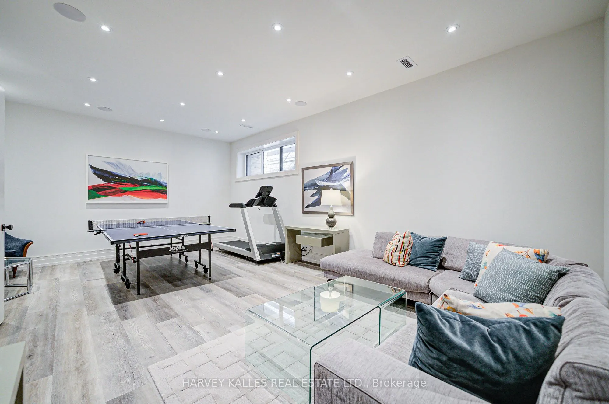 569 Arlington Avenue