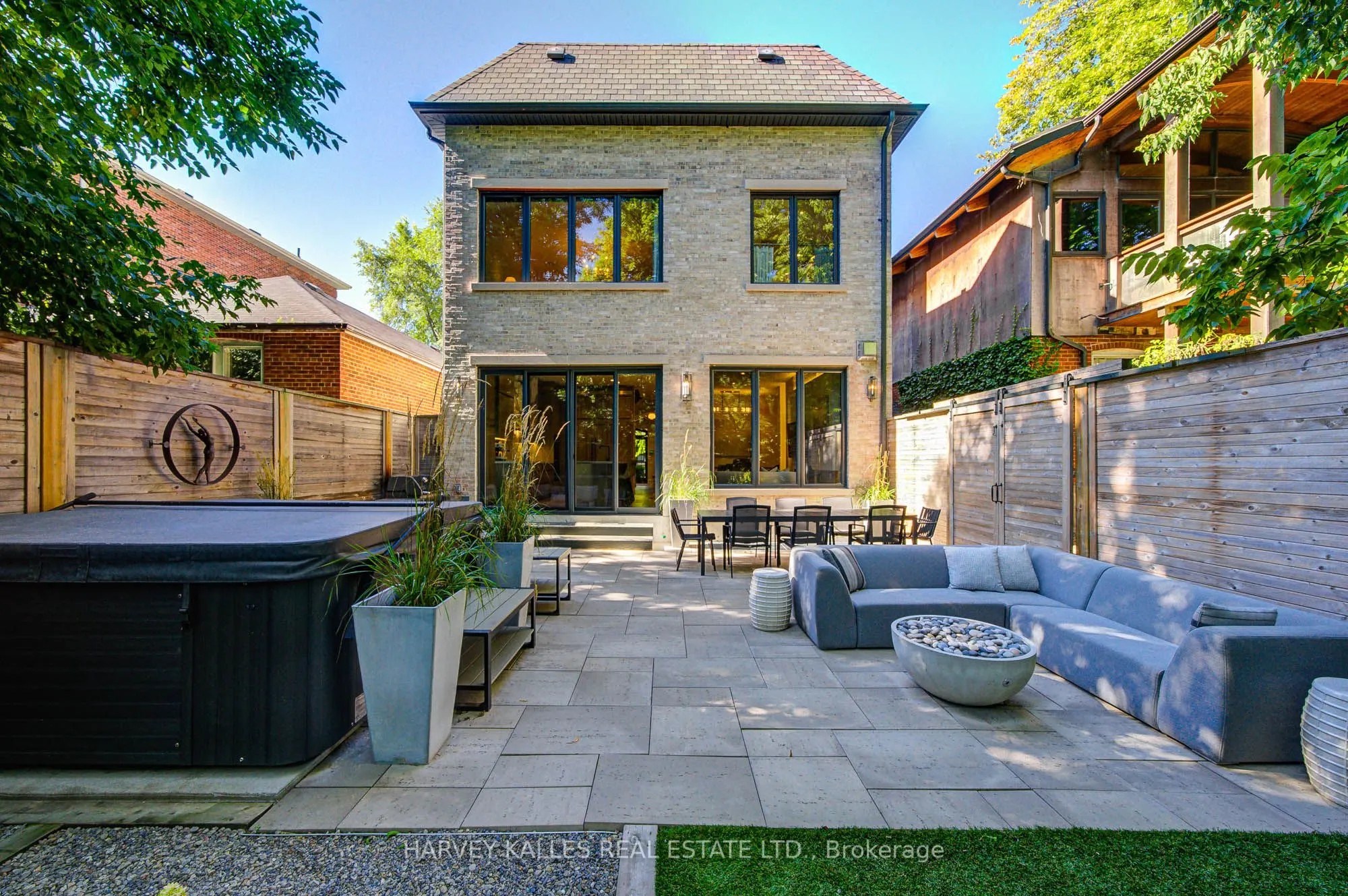 569 Arlington Avenue