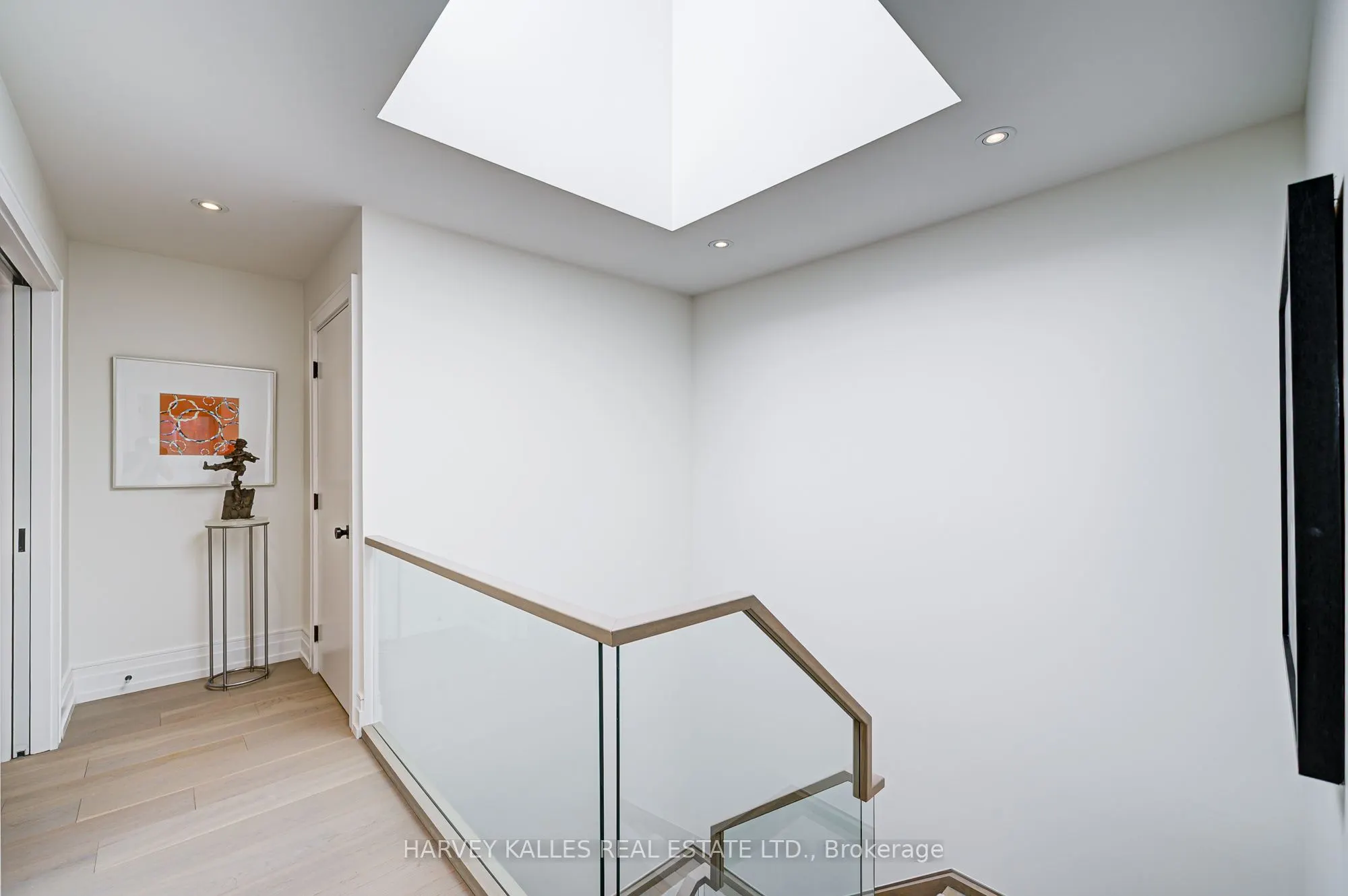 569 Arlington Avenue
