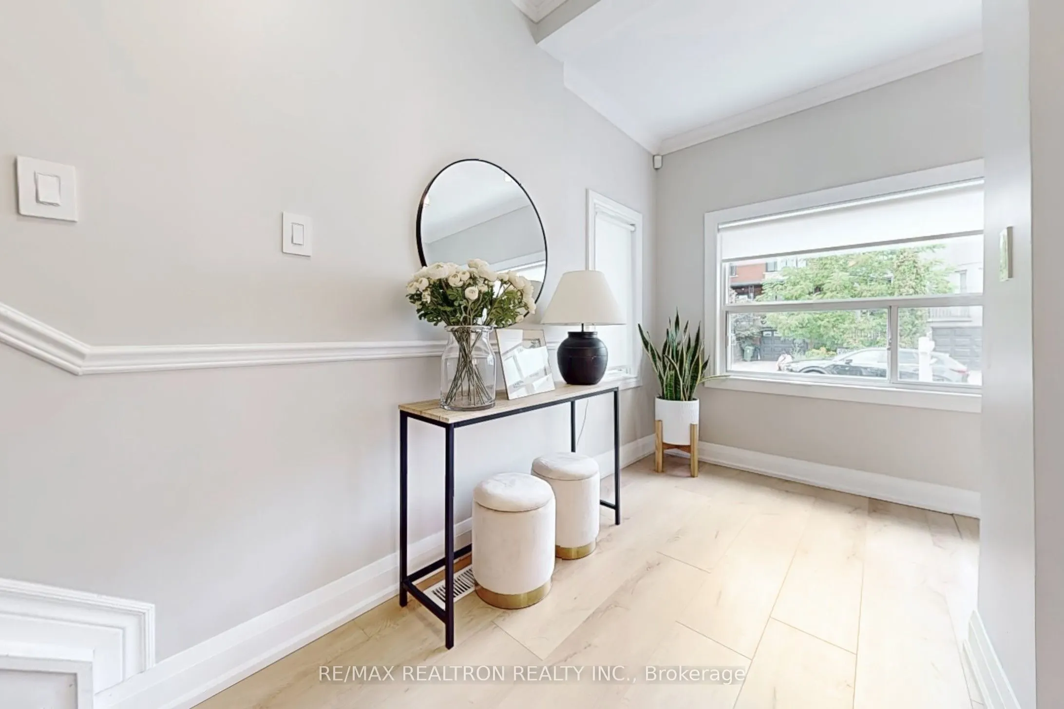 237 Winnett Avenue