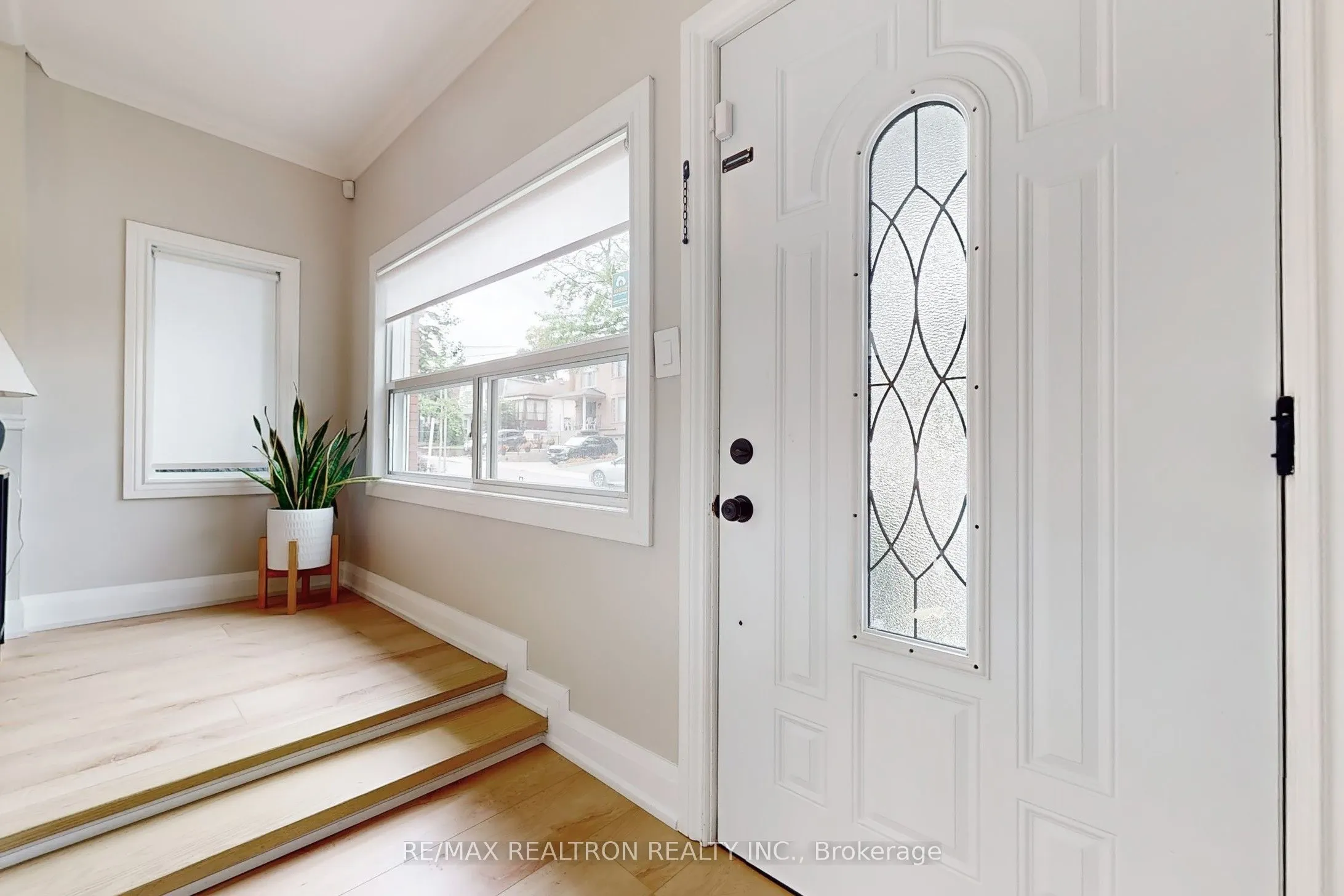237 Winnett Avenue