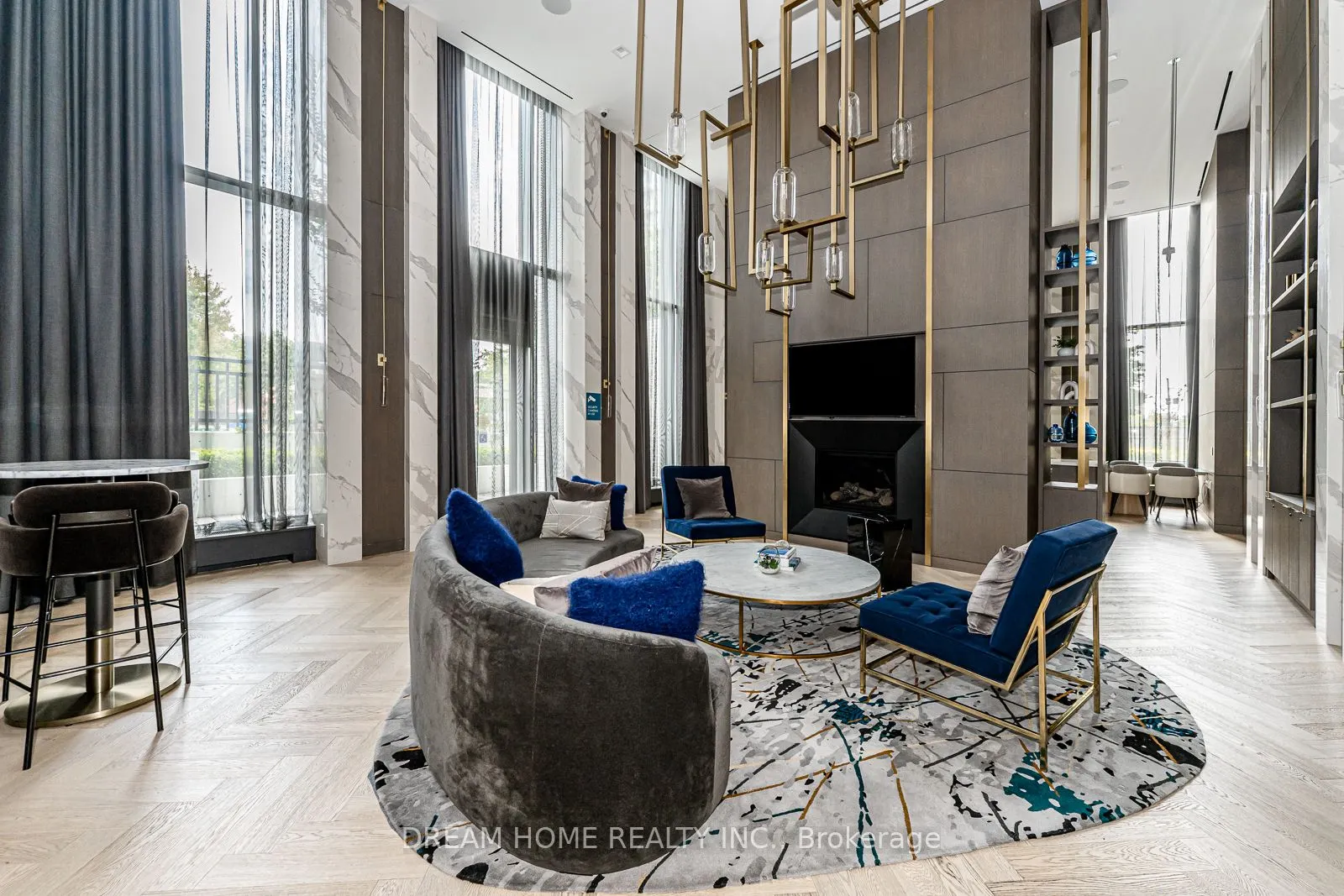15 Holmes Avenue, #2511