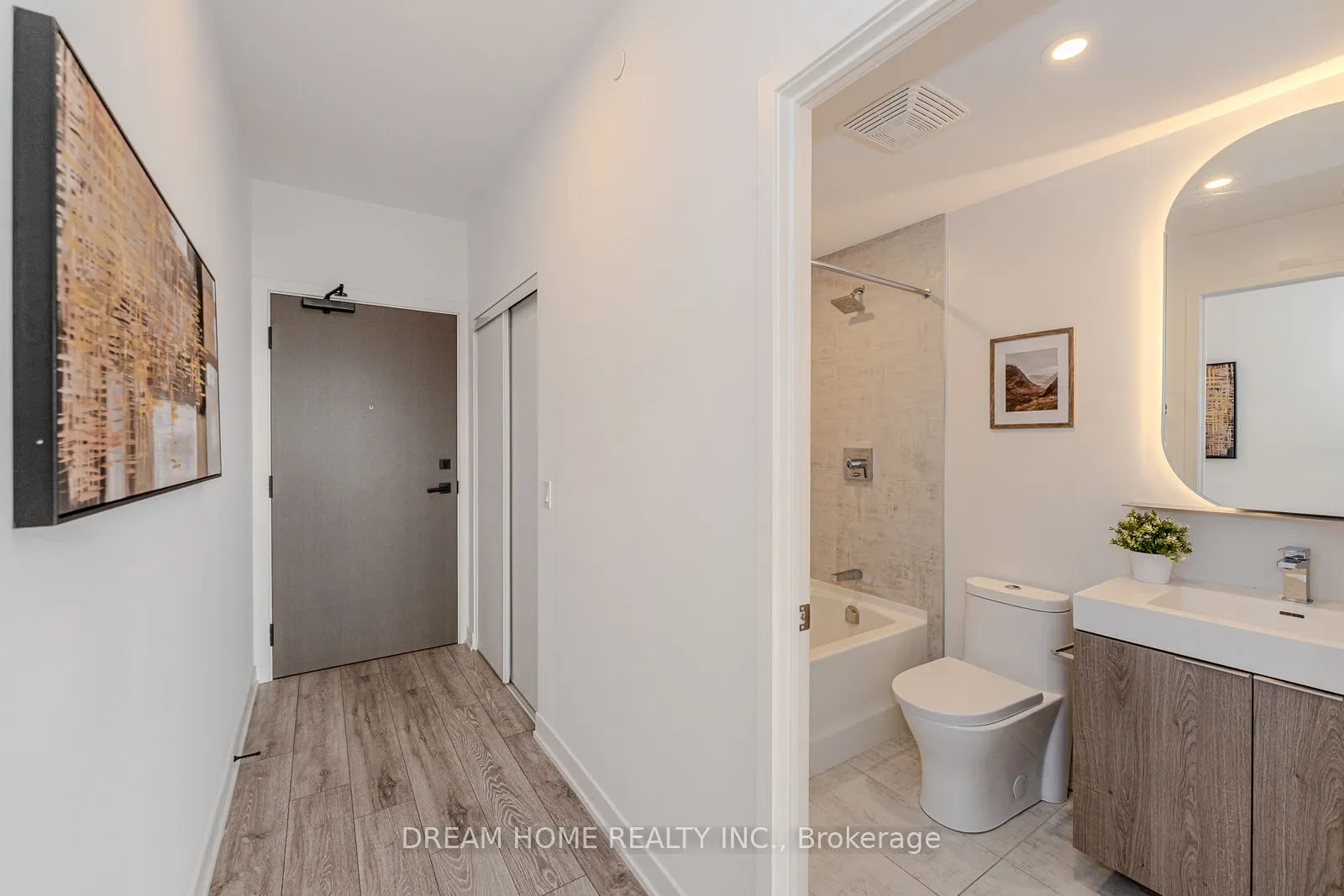 15 Holmes Avenue, #2511