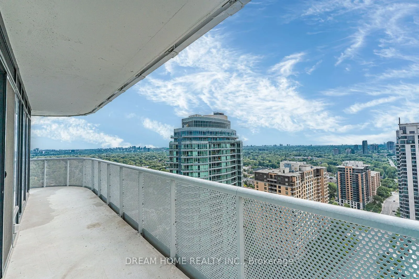 15 Holmes Avenue, #2511