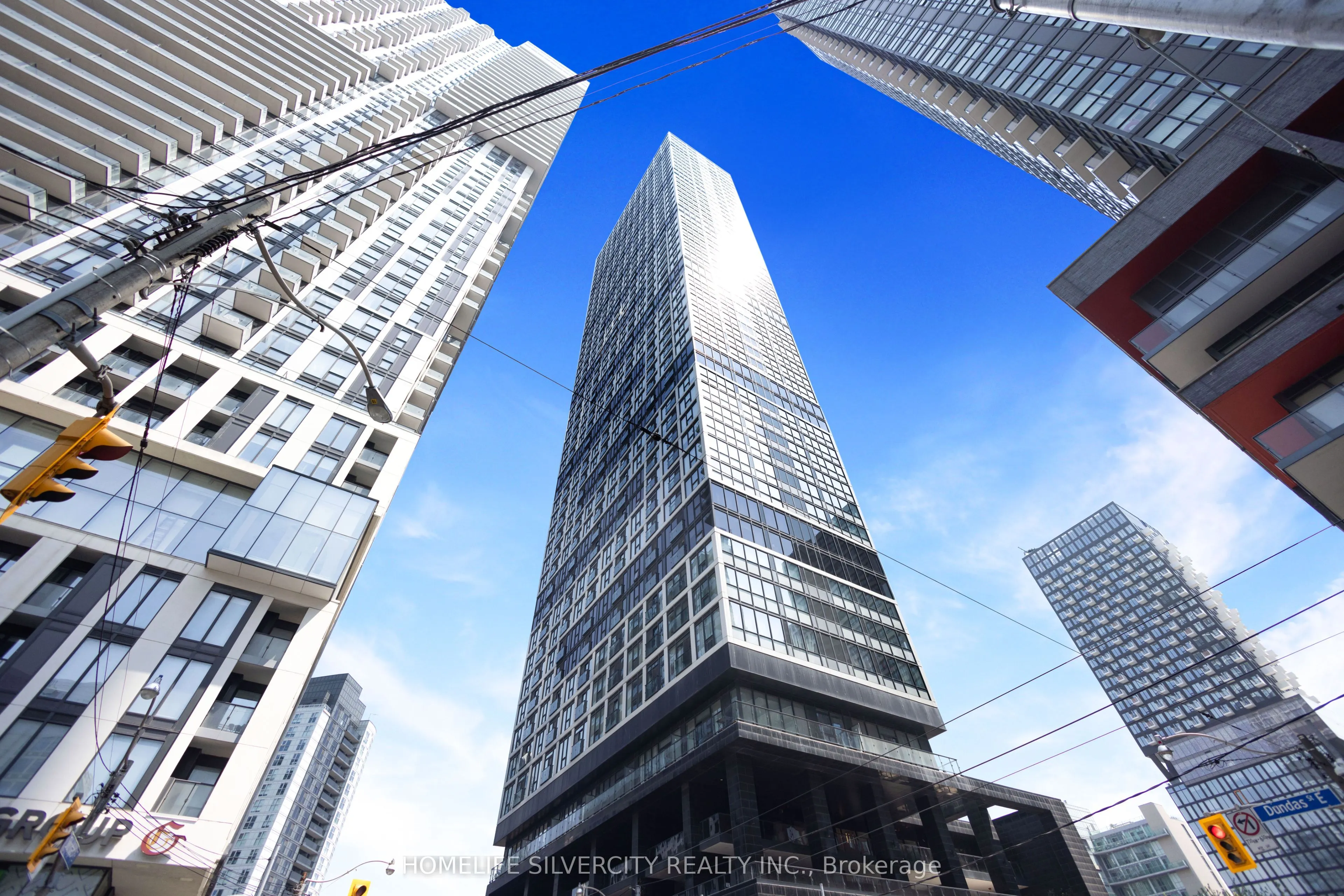 181 Dundas Street E, #Ph8