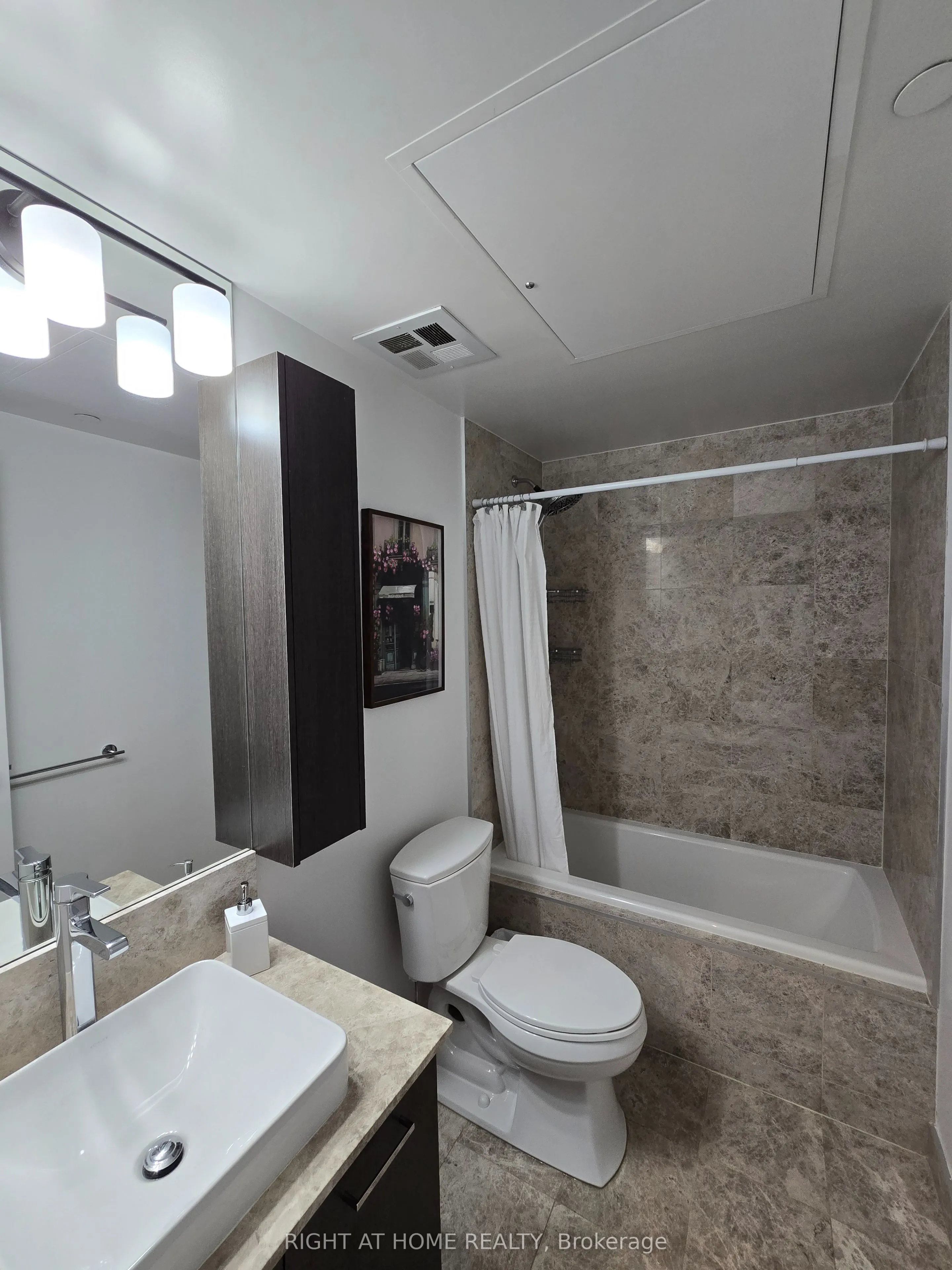 3018 Yonge Street, #1116
