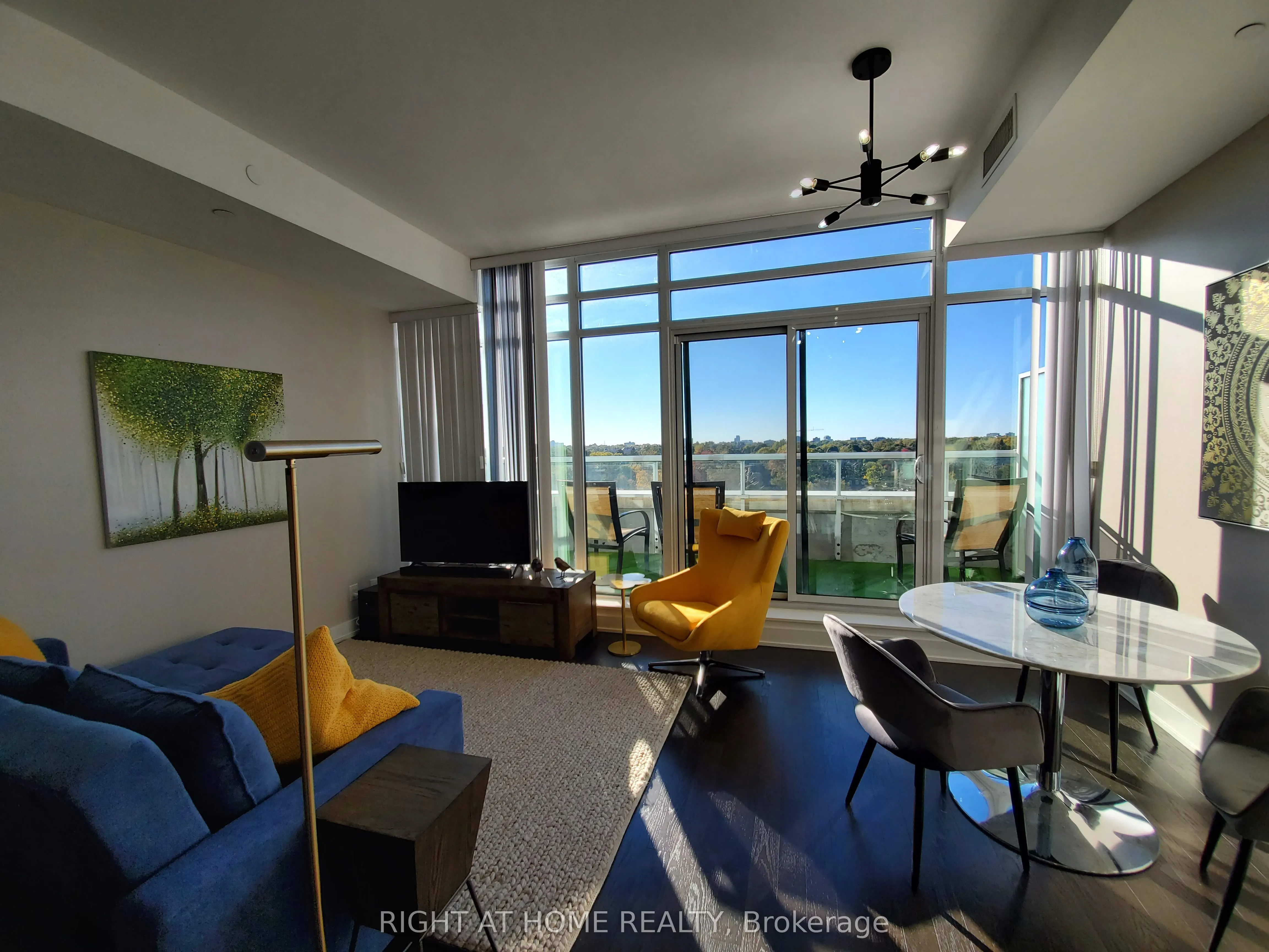 3018 Yonge Street, #1116