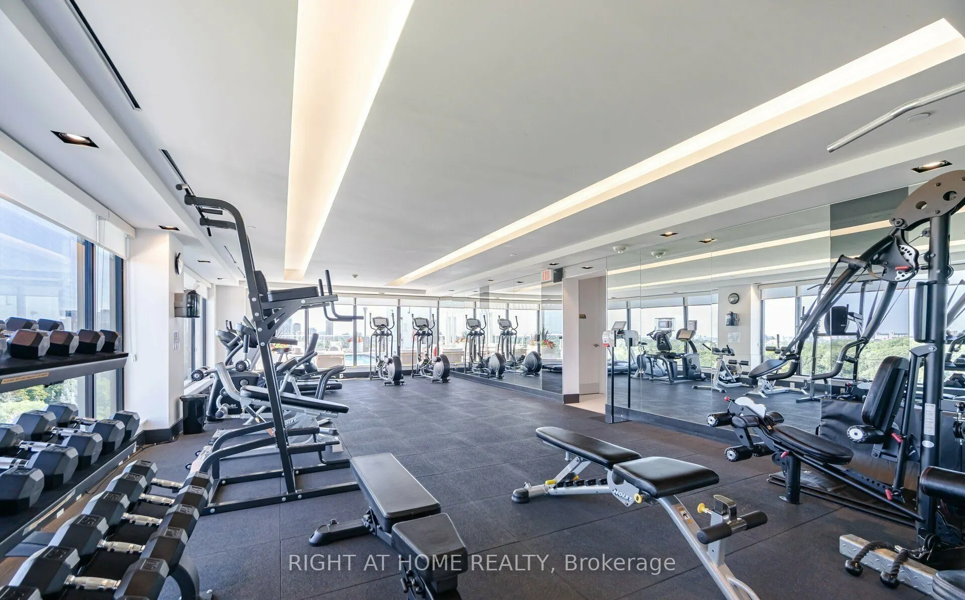 3018 Yonge Street, #1116