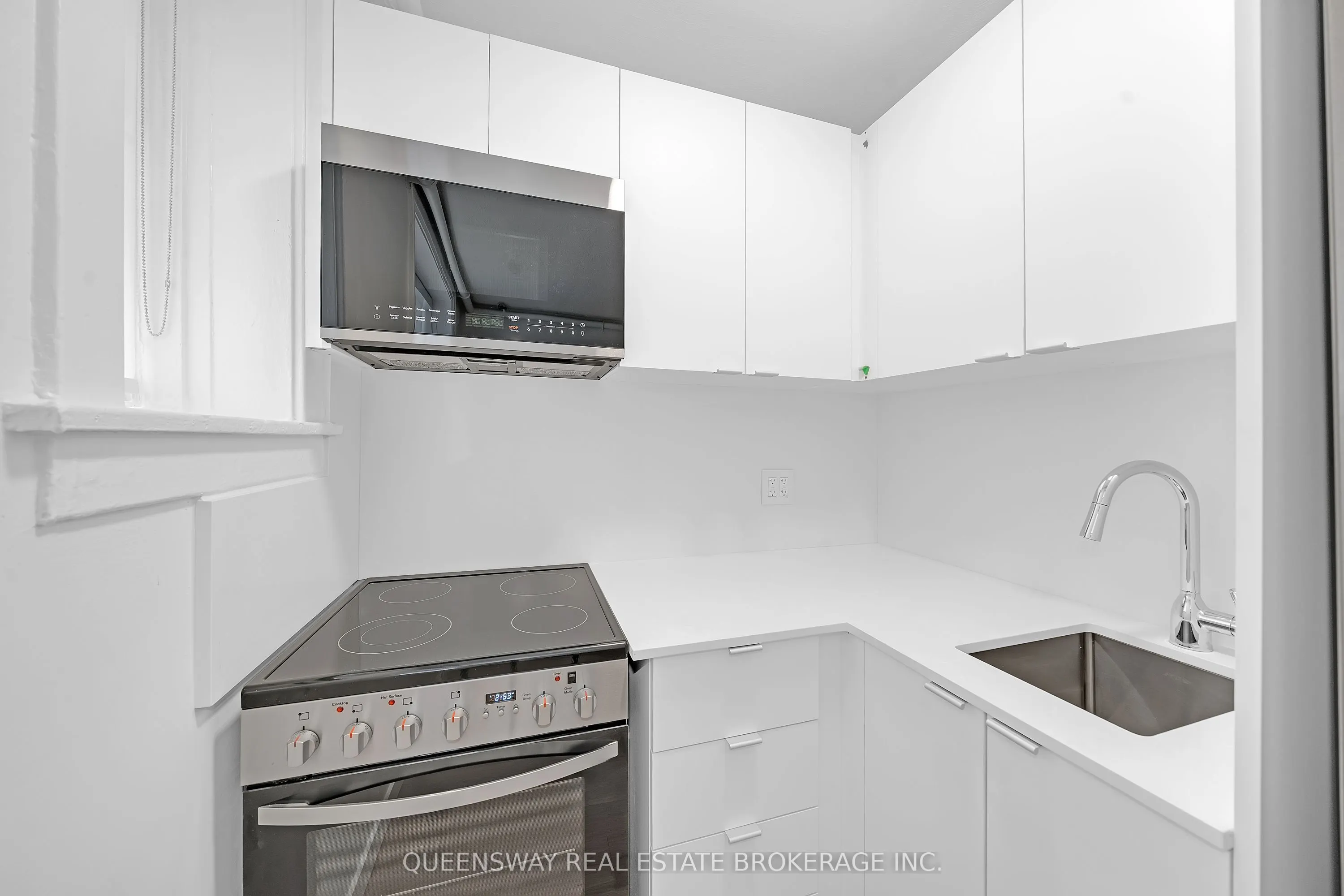 26 Balmoral Avenue, #103