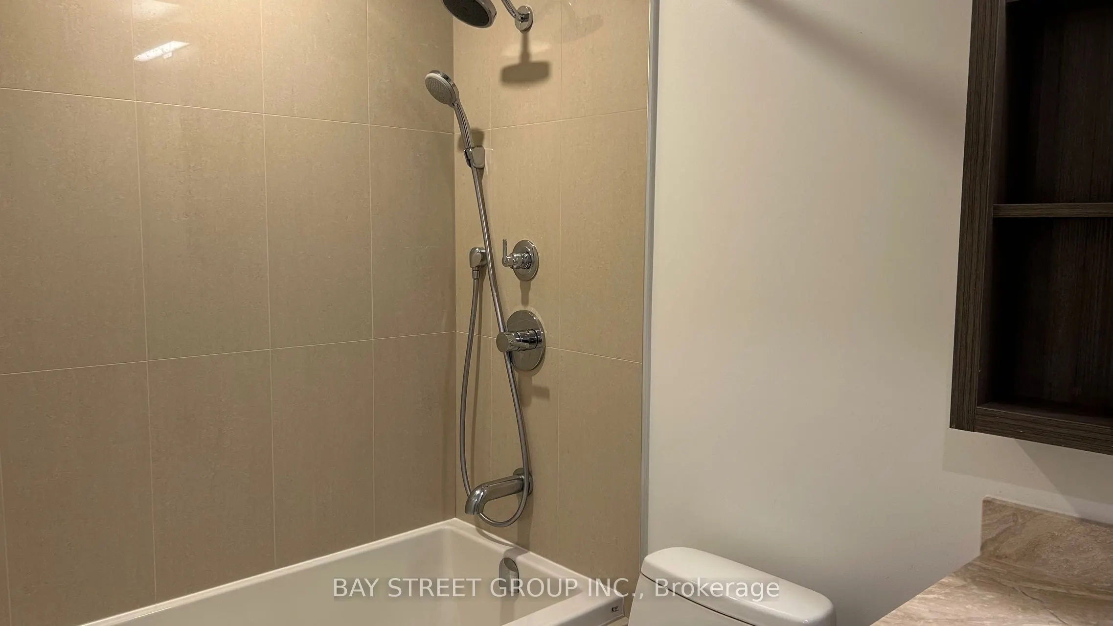115 Blue Jays Way, #1602