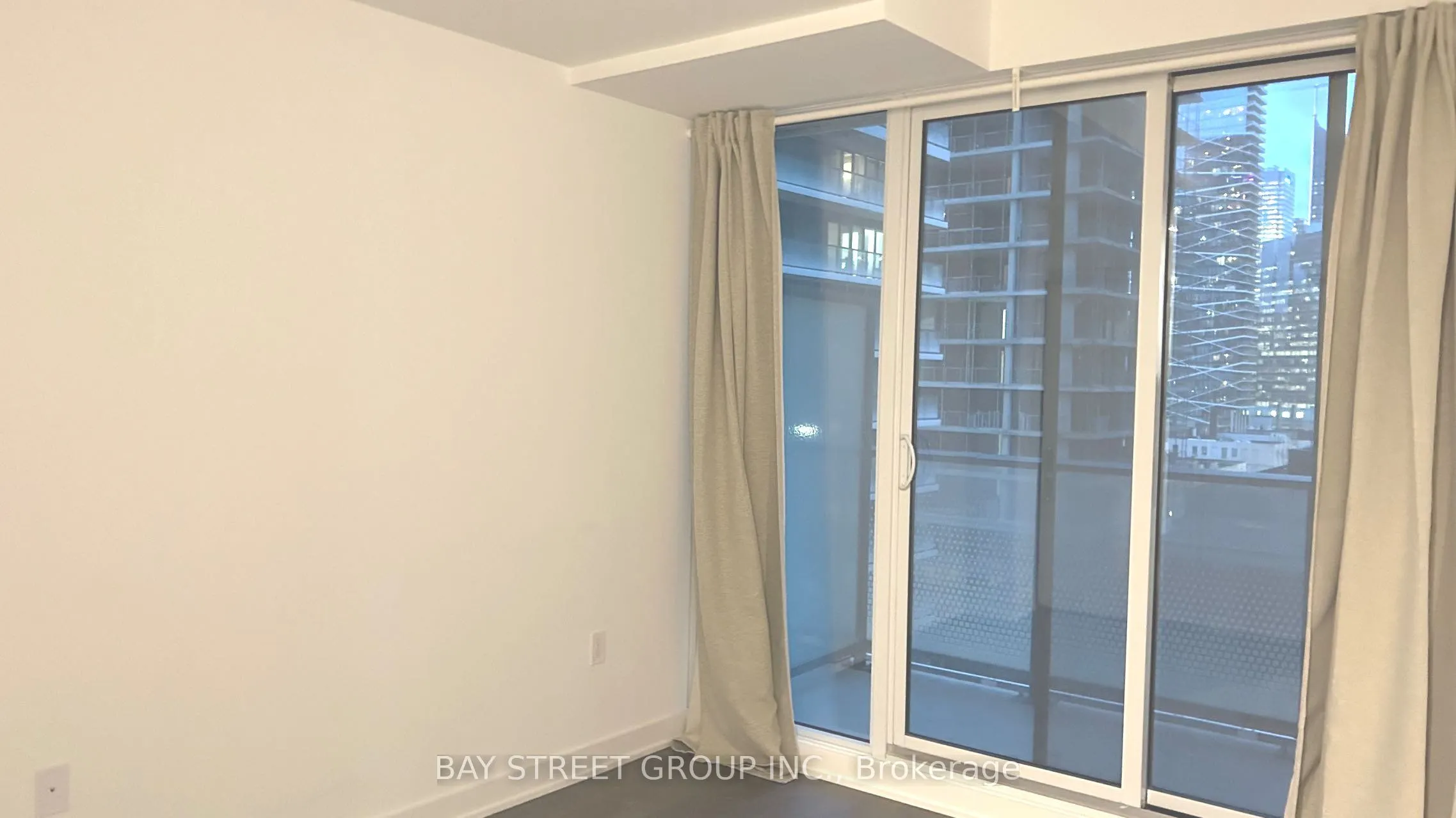 115 Blue Jays Way, #1602