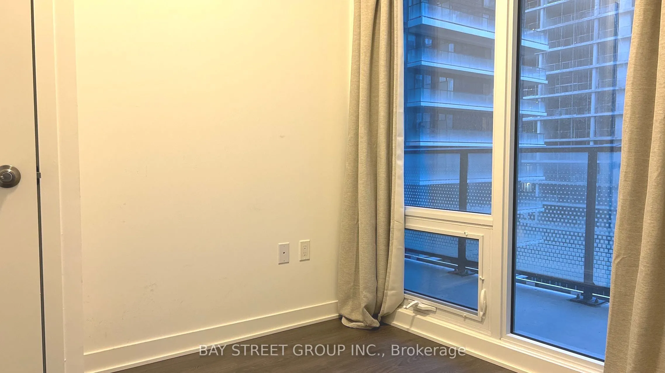 115 Blue Jays Way, #1602