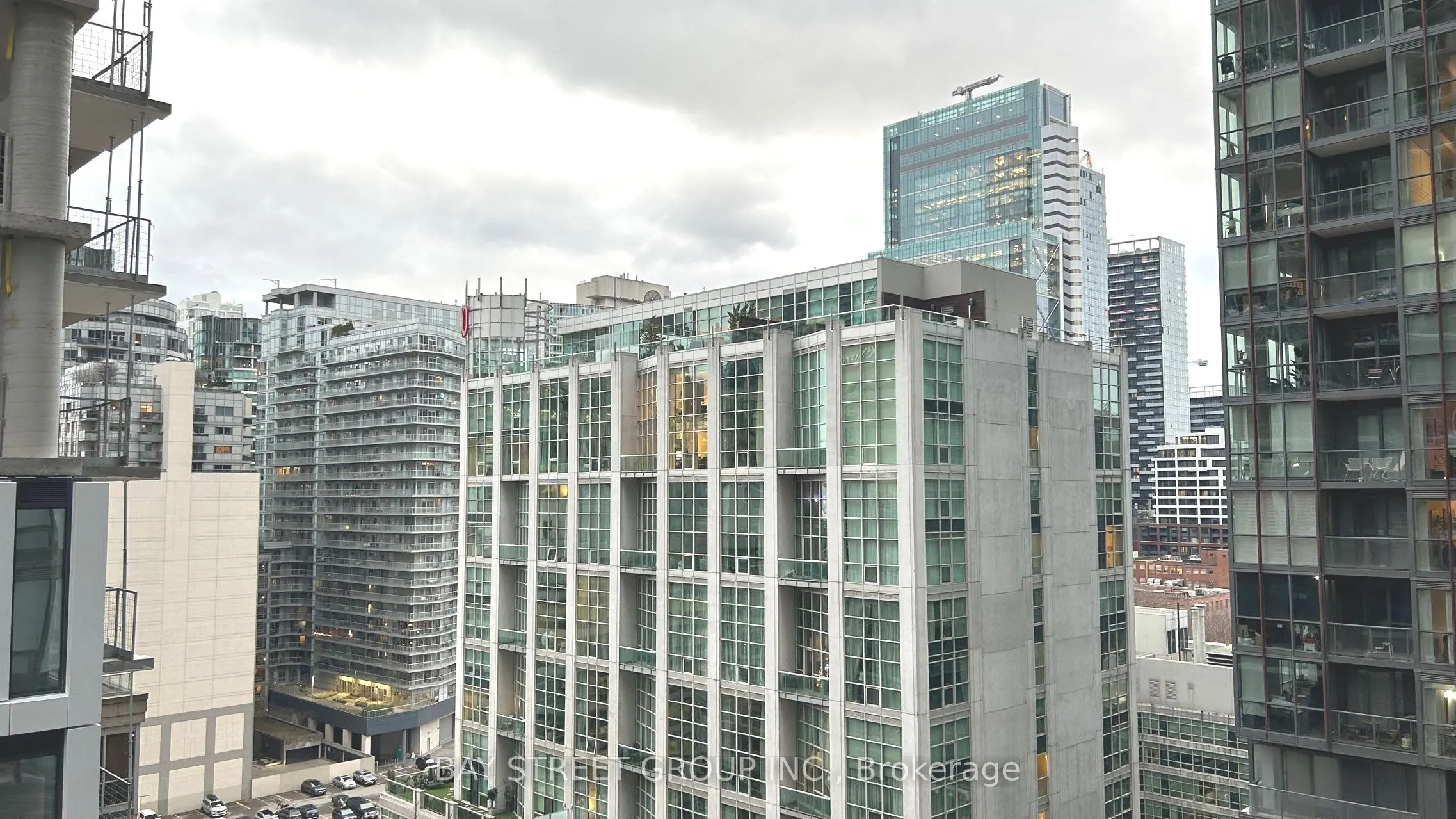 115 Blue Jays Way, #1602