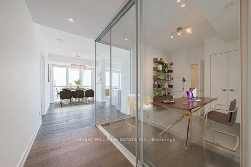 488 University Avenue, #4910