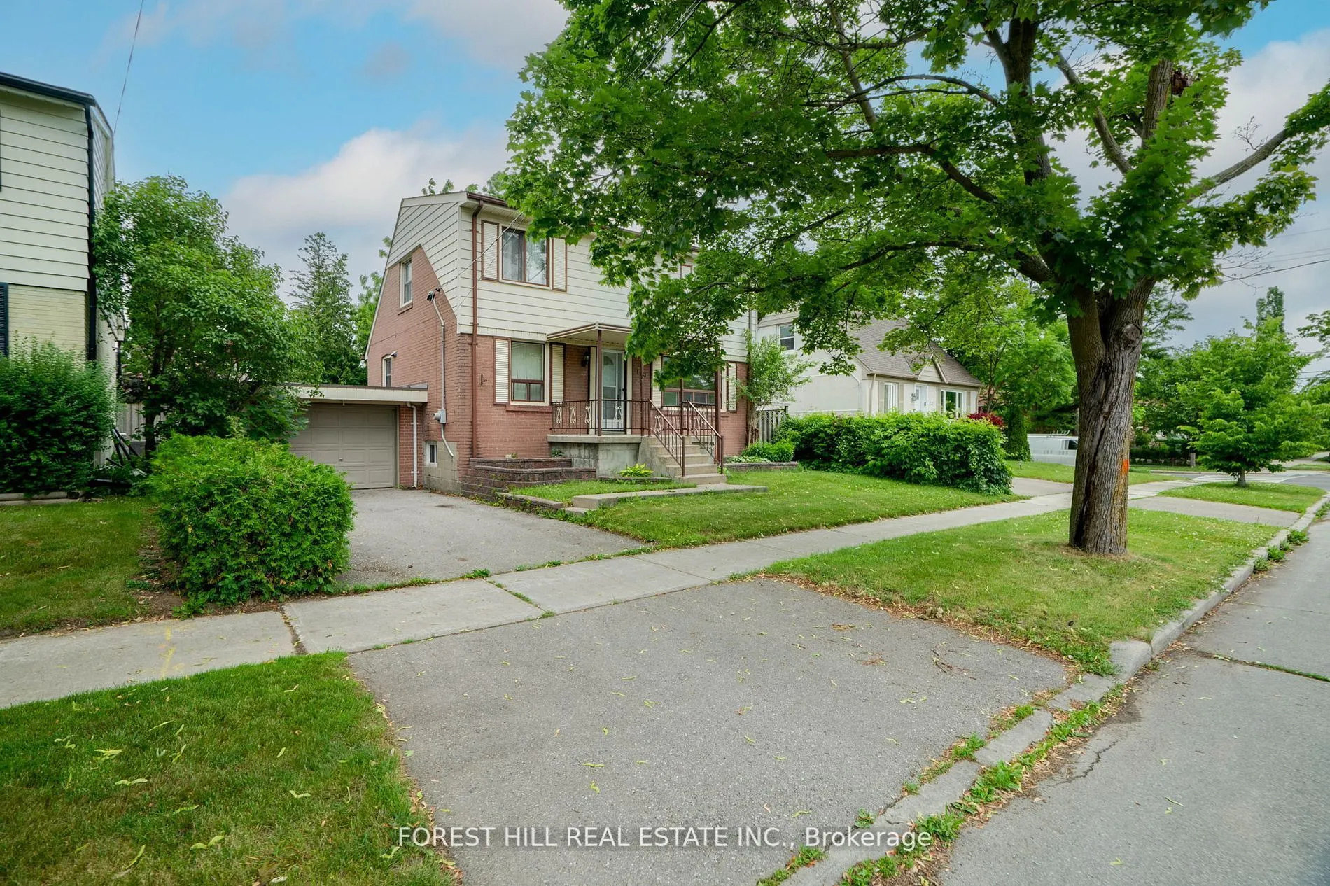 160 Pleasant Avenue