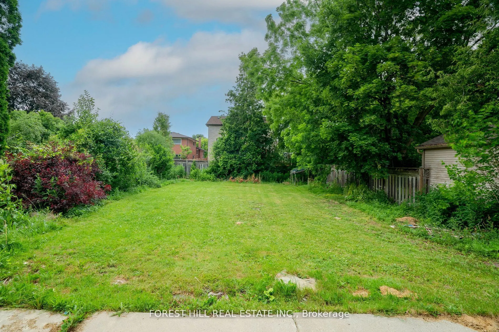 160 Pleasant Avenue