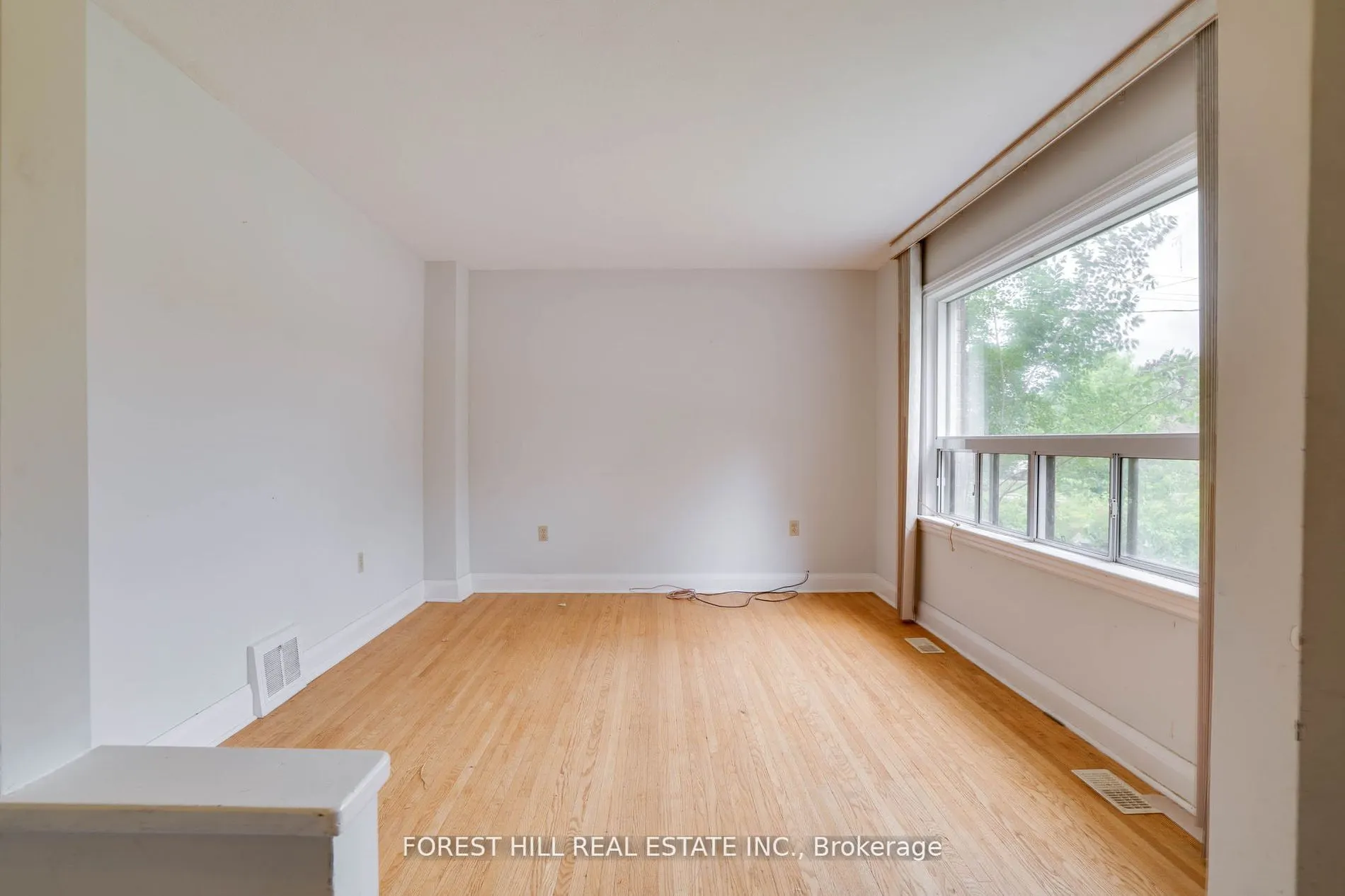 160 Pleasant Avenue