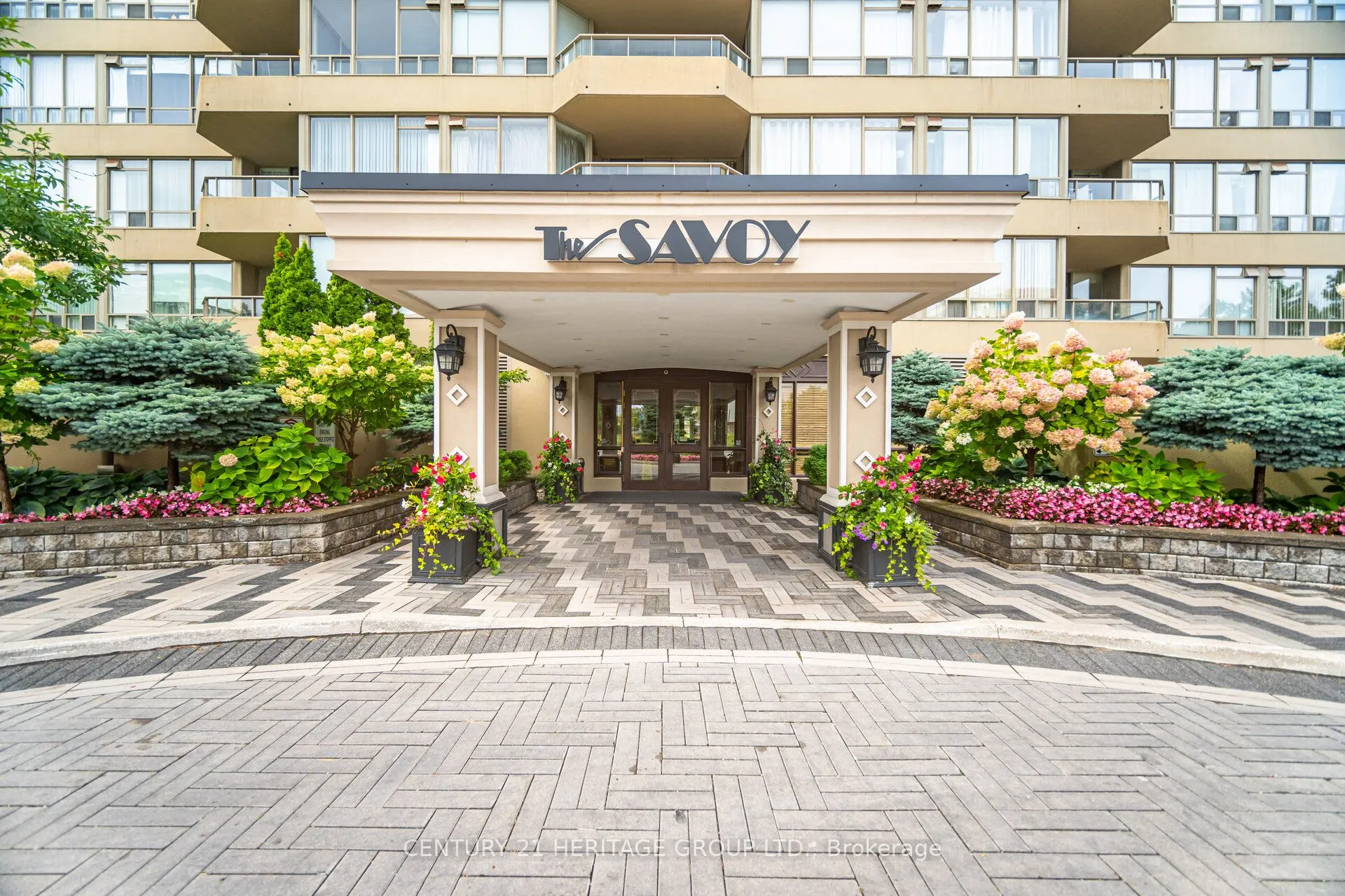 10 Torresdale Avenue, #910