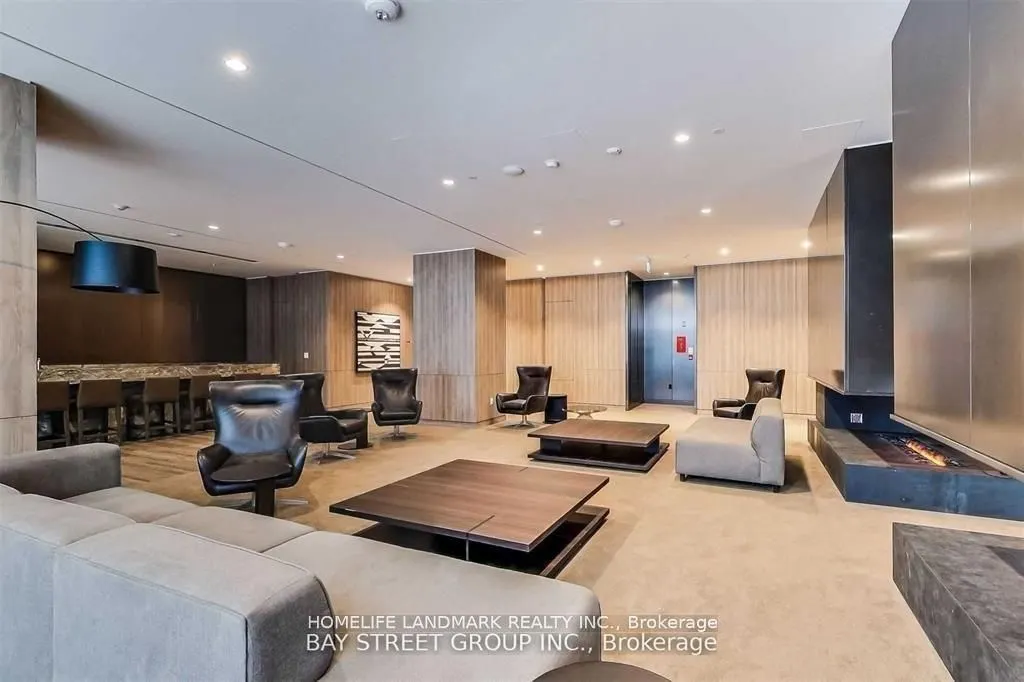 27 BATHURST Street, #1113