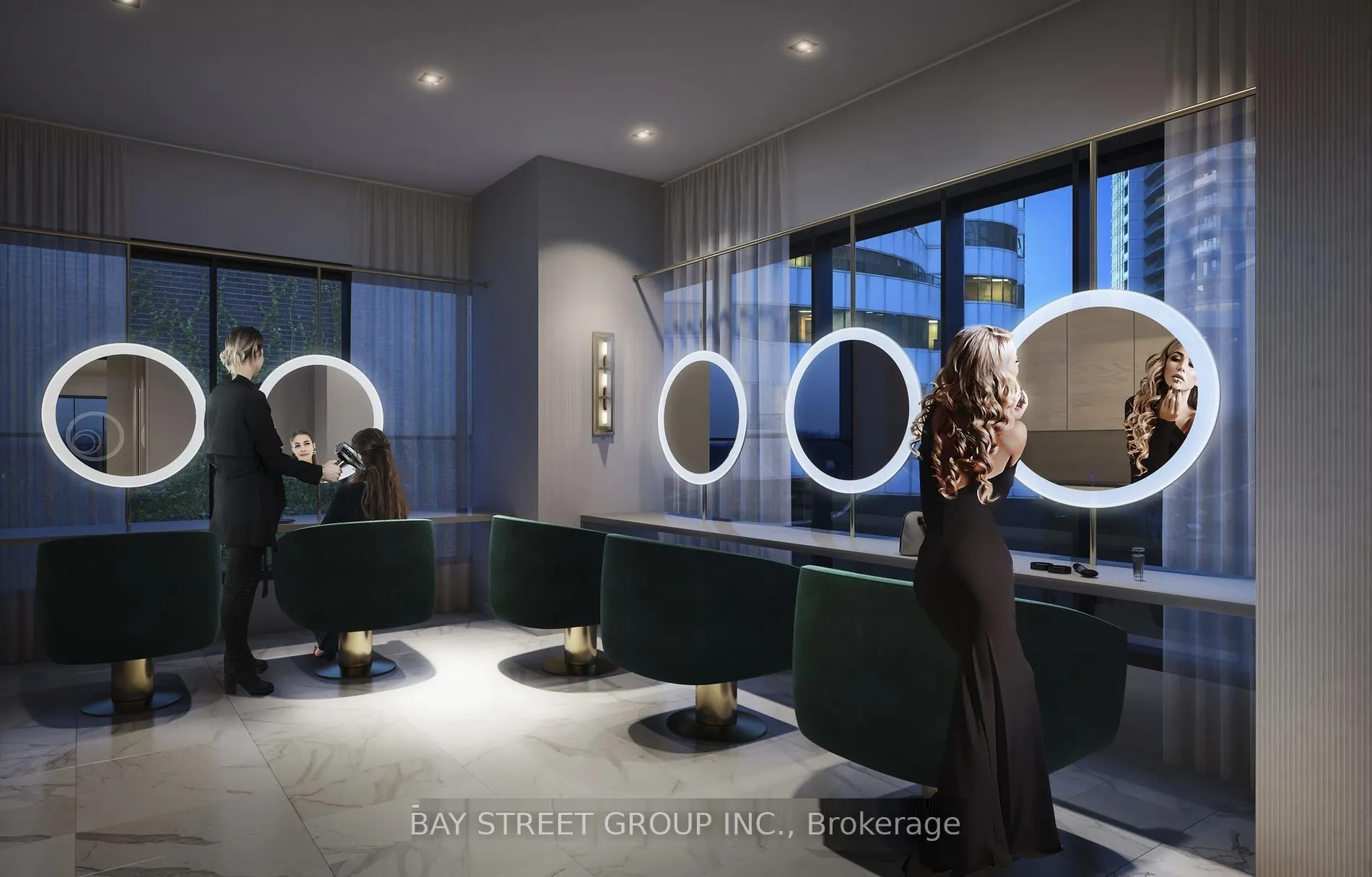 327 King Street W, #703