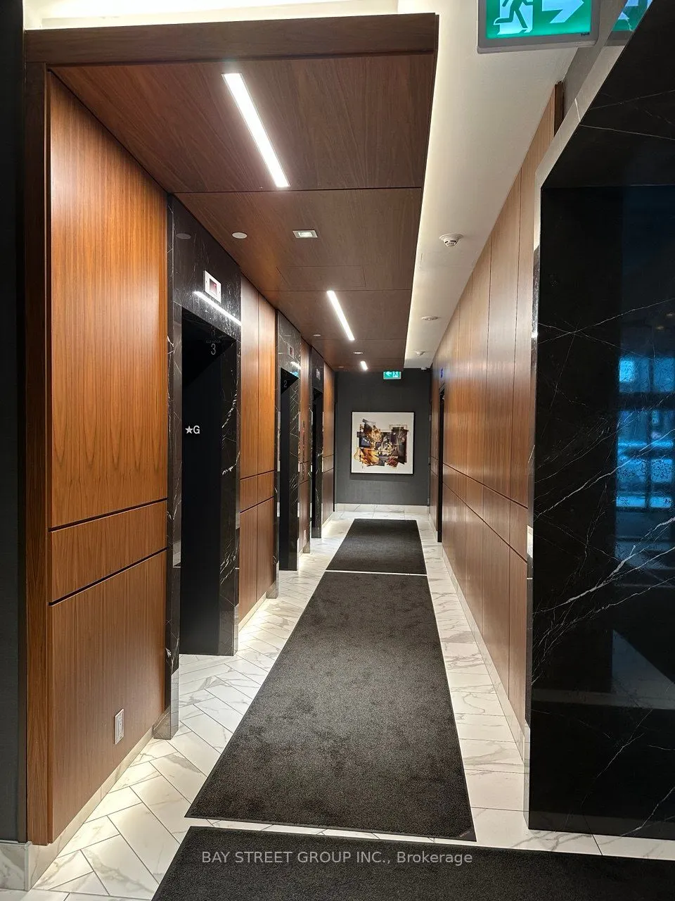 327 King Street W, #2302
