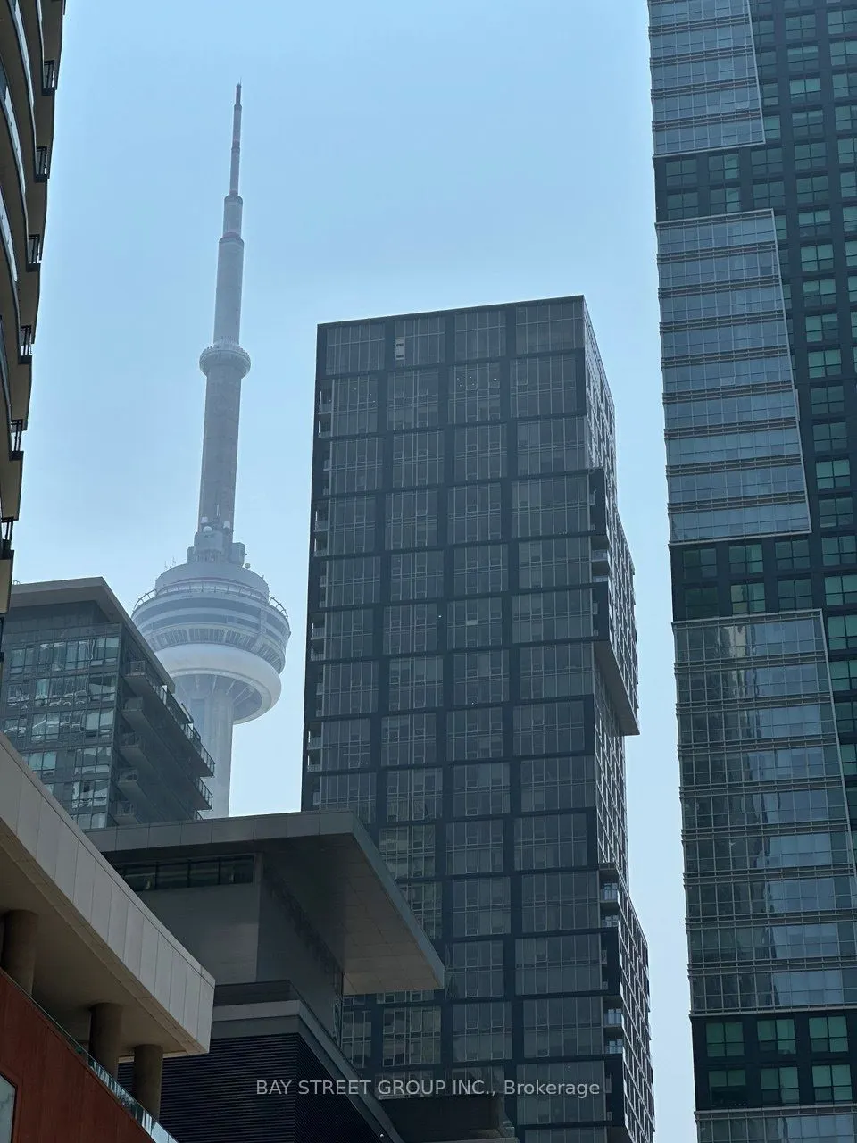 327 King Street W, #2302