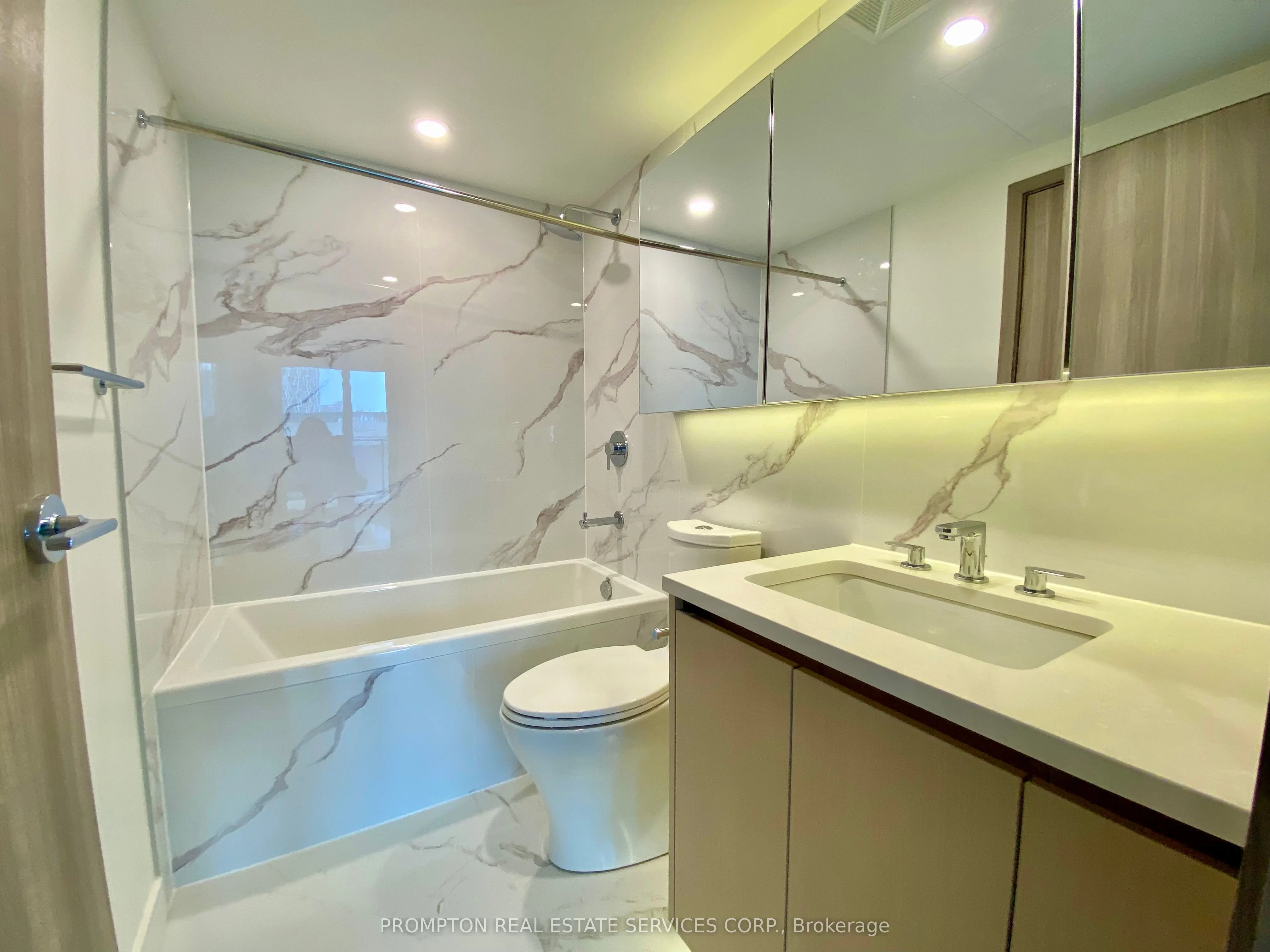 3 CONCORD CITYPLACE Way, #2112
