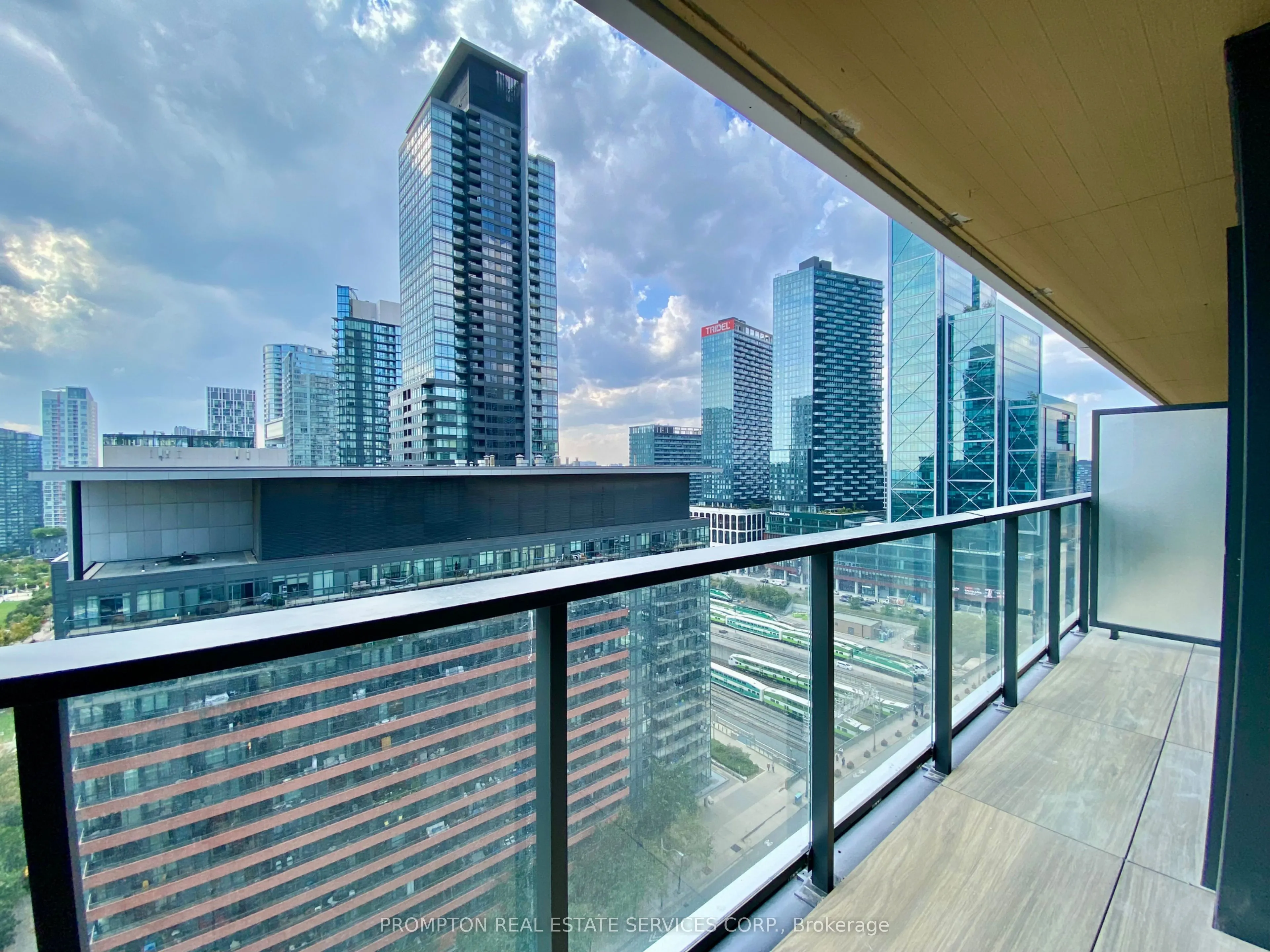 3 CONCORD CITYPLACE Way, #2112