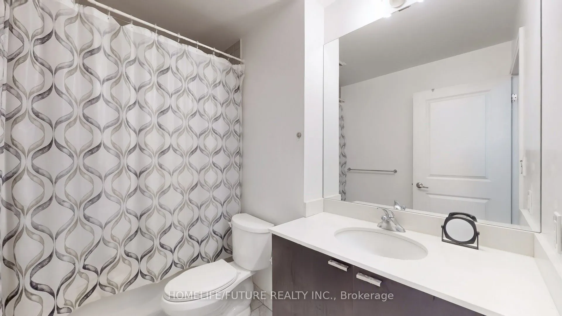 35 Hayden Street, #207