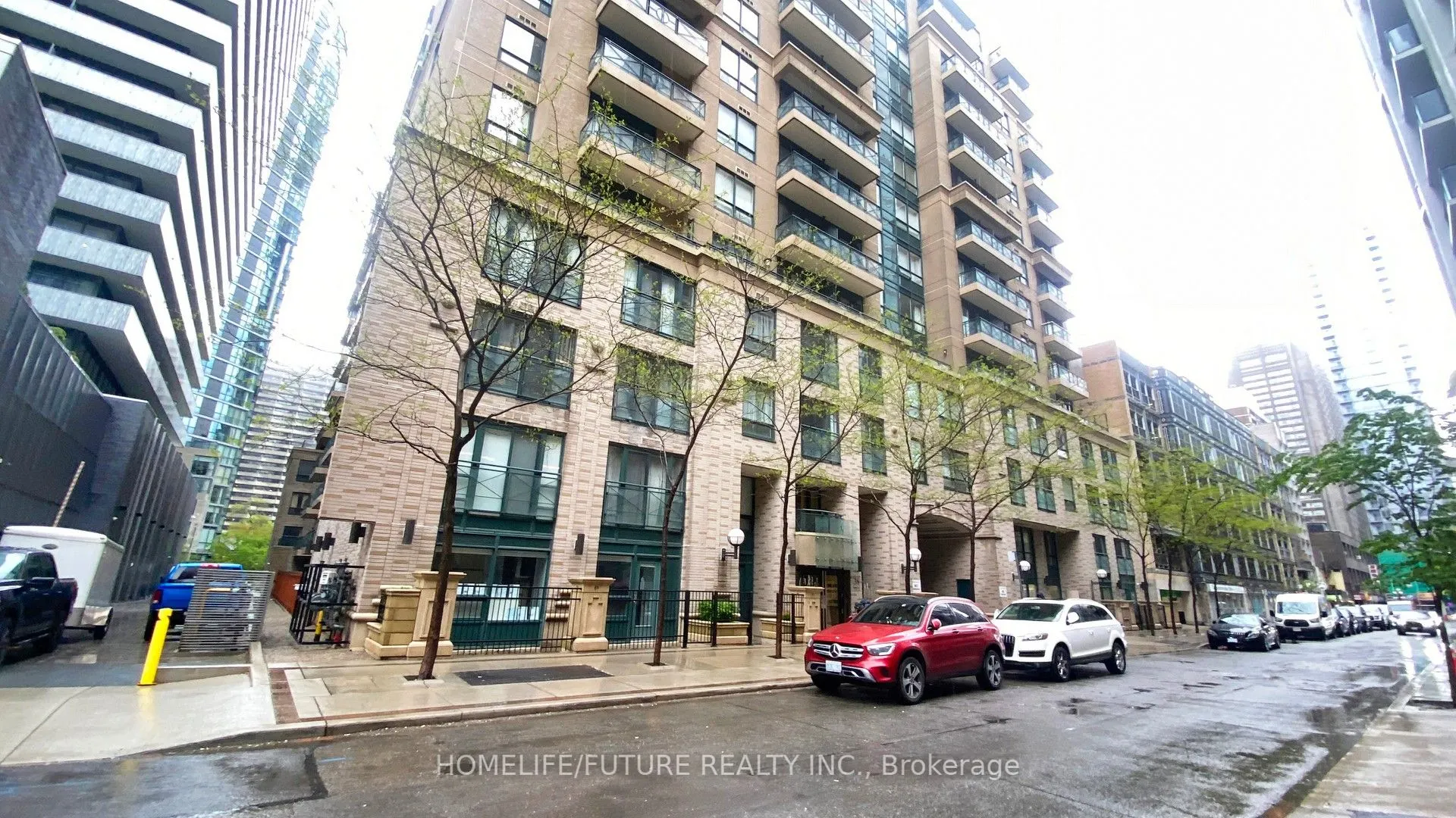 35 Hayden Street, #207