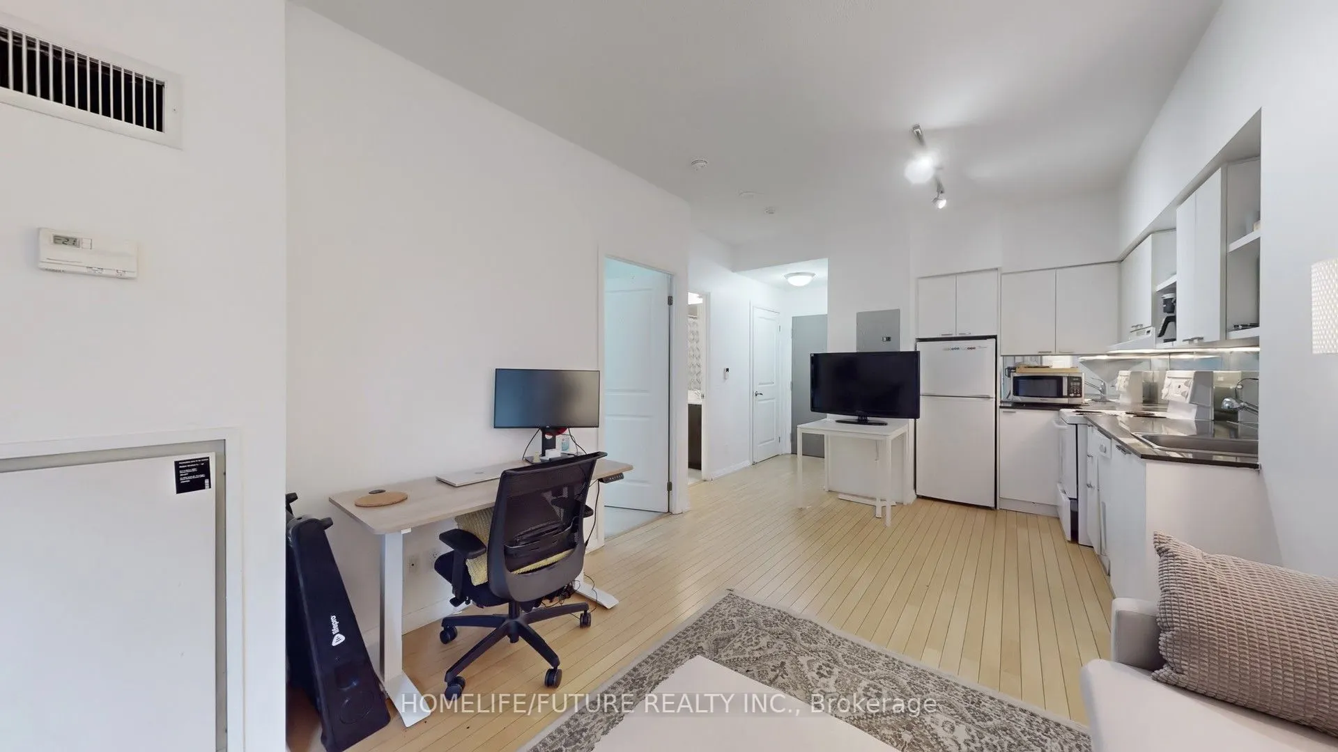 35 Hayden Street, #207