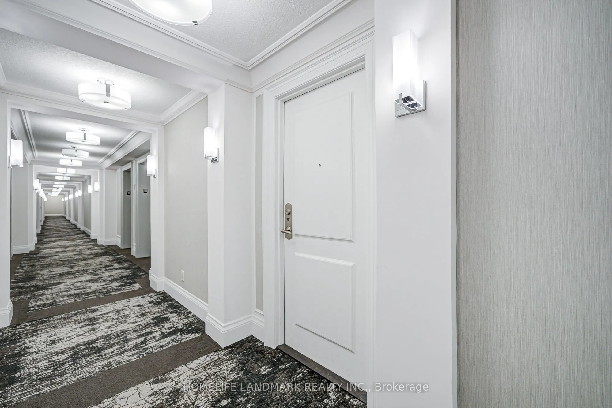 15 Greenview Avenue, #1011