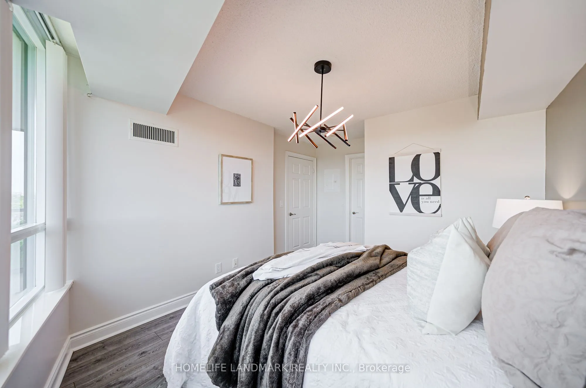 15 Greenview Avenue, #1011