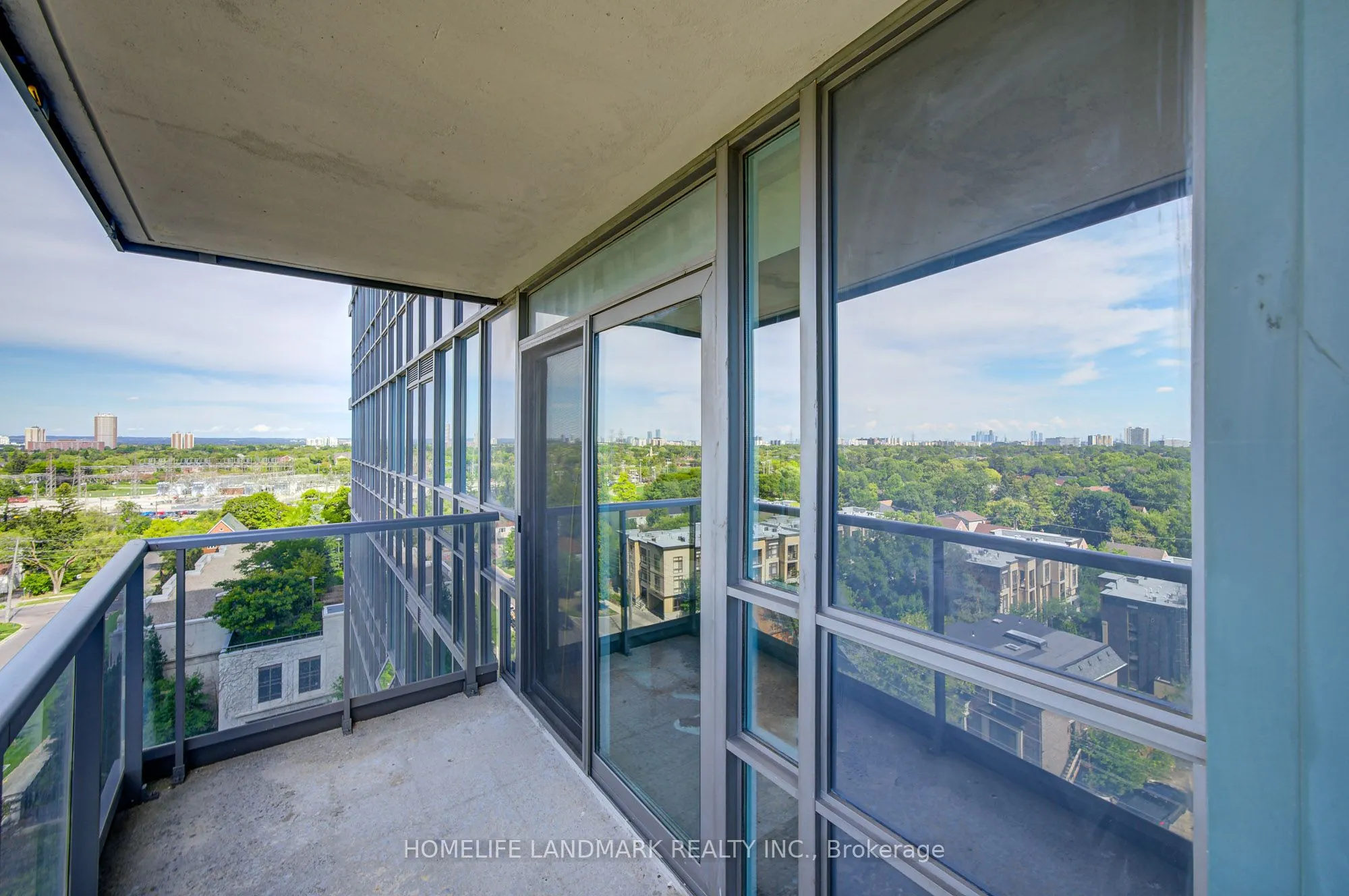 15 Greenview Avenue, #1011