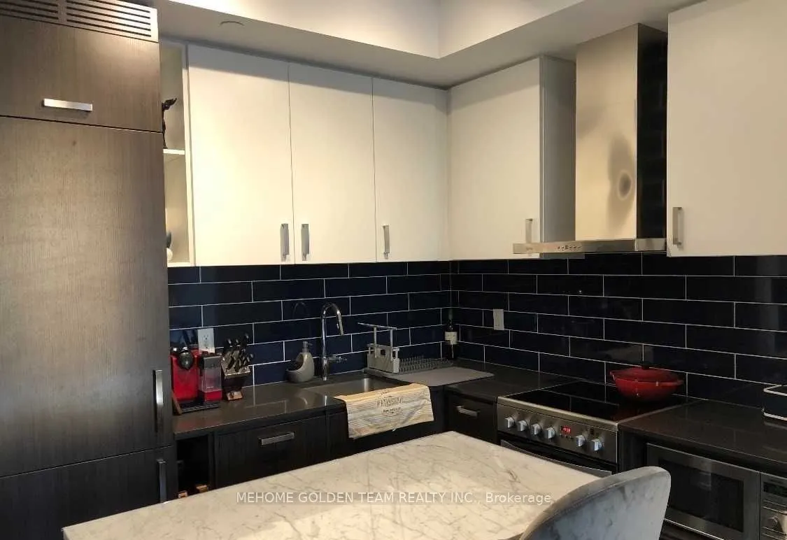125 Redpath Avenue, #3207