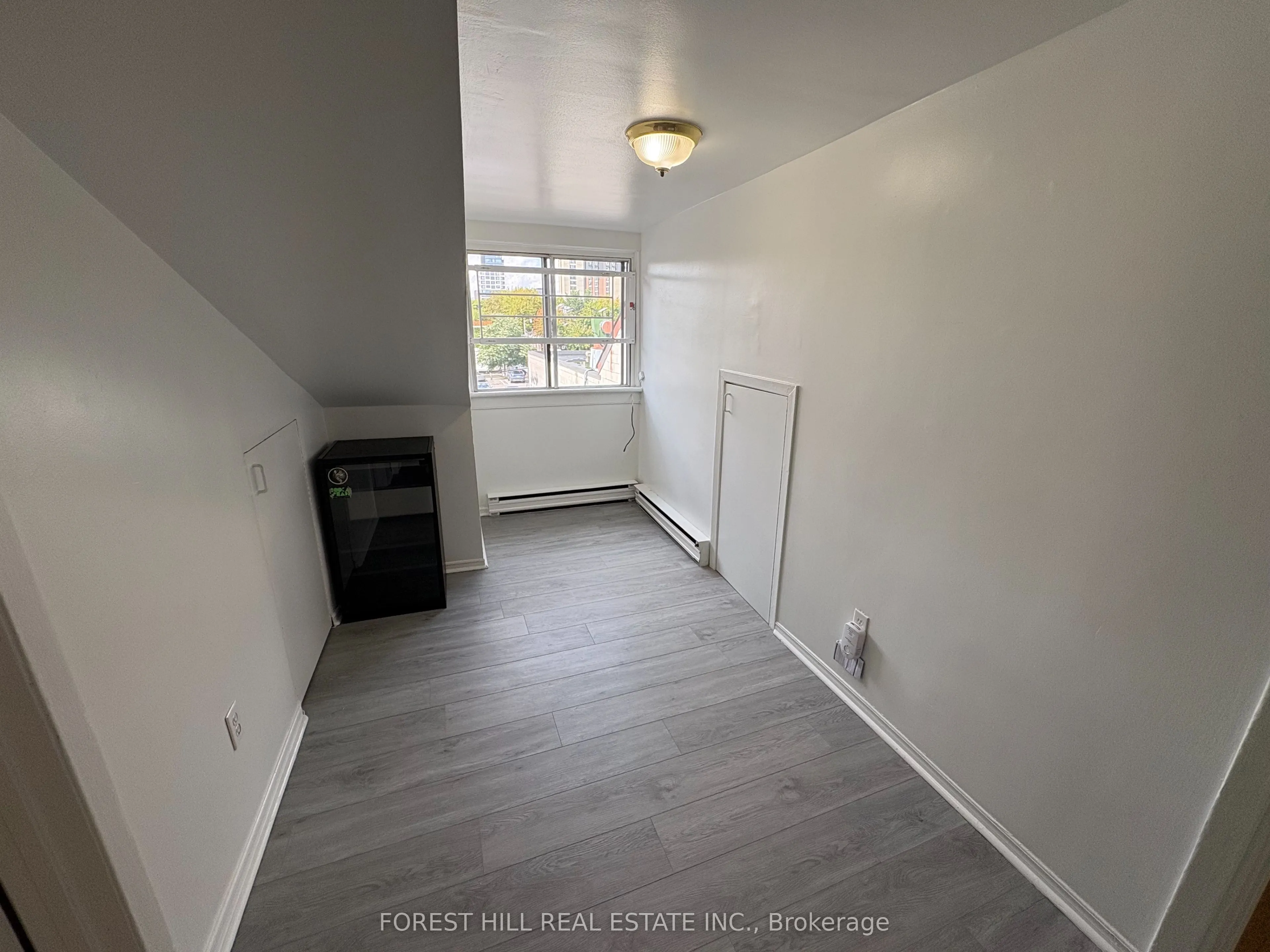 480 Queen Street W, #3