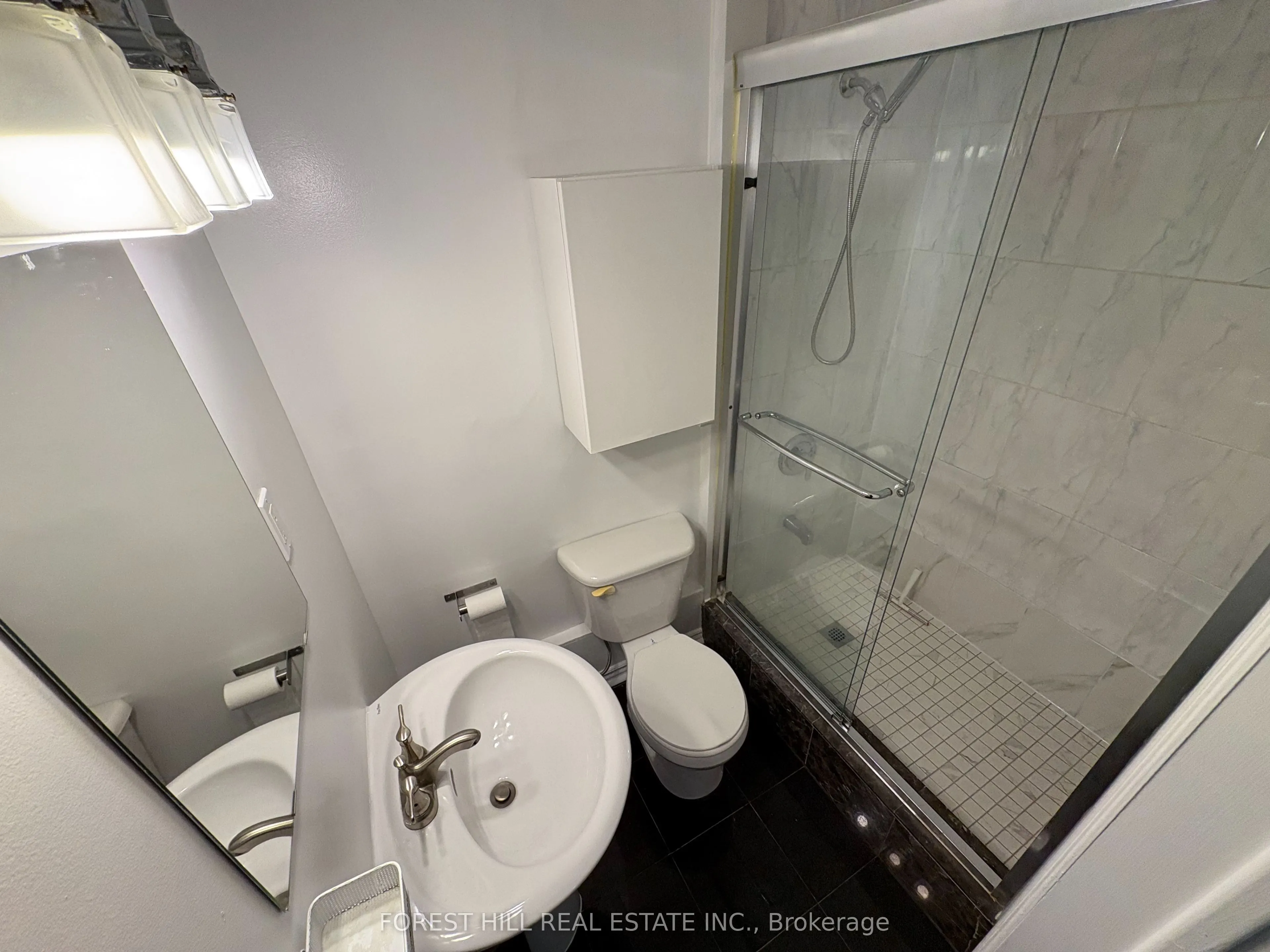480 Queen Street W, #2
