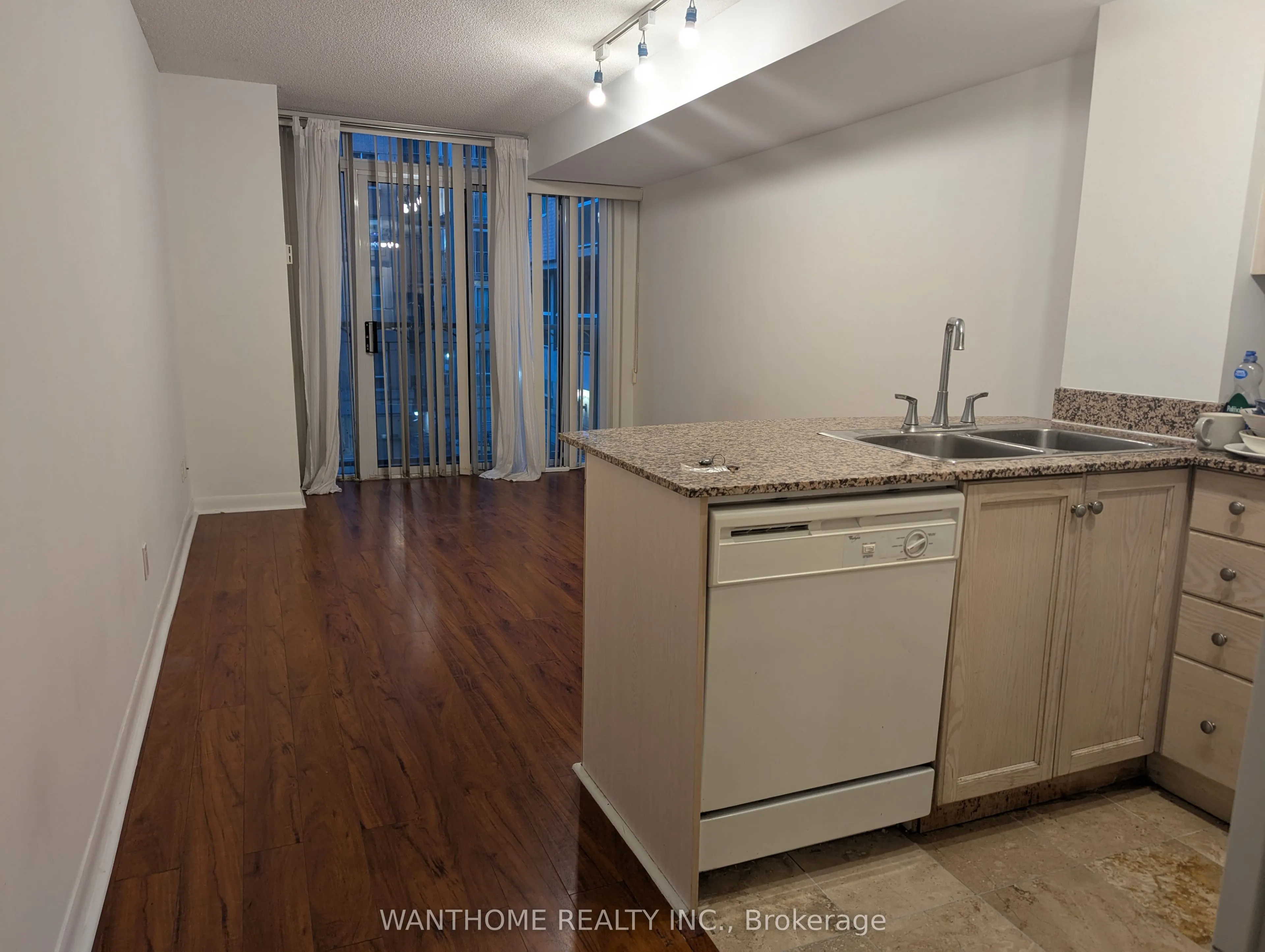 313 Richmond Street E, #350
