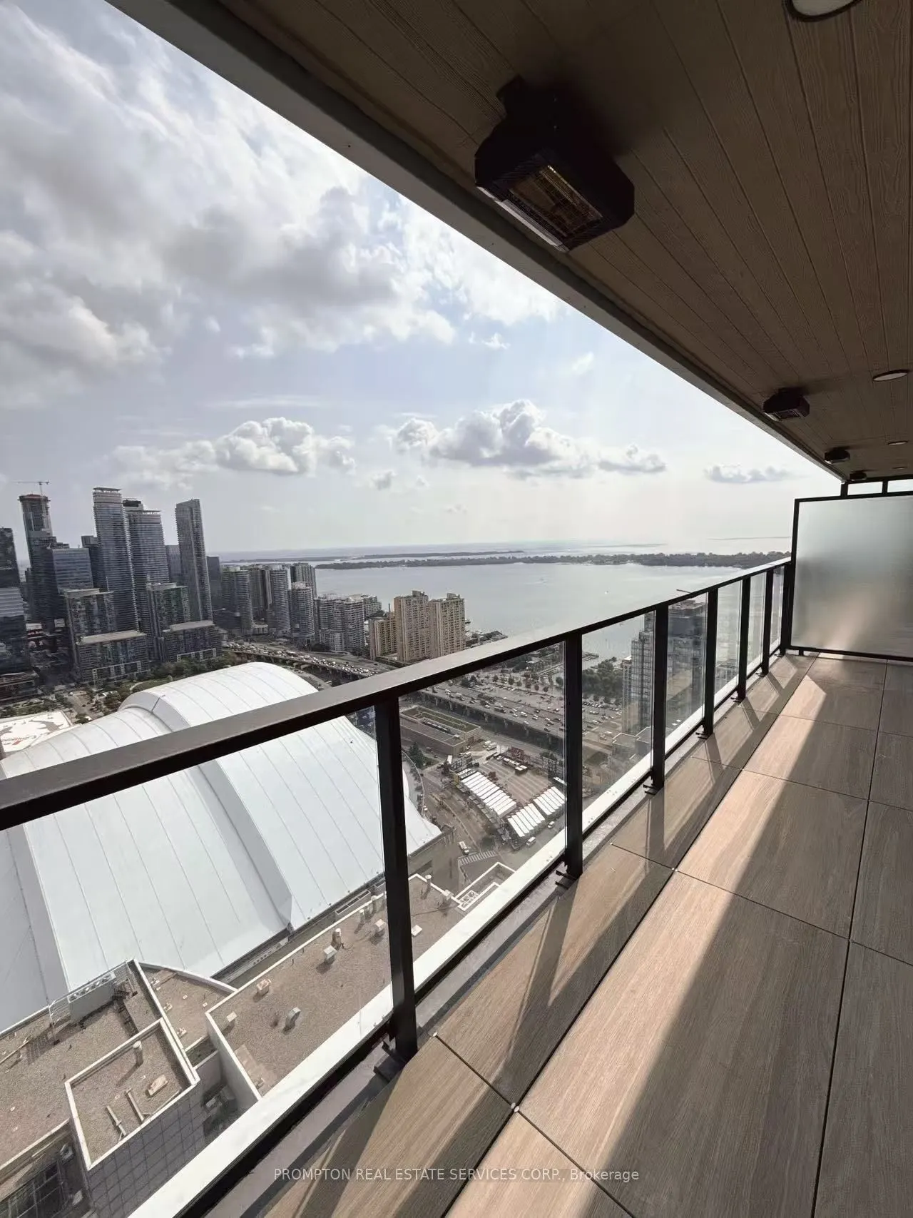 1 CONCORD CITYPLACE Way, #5303