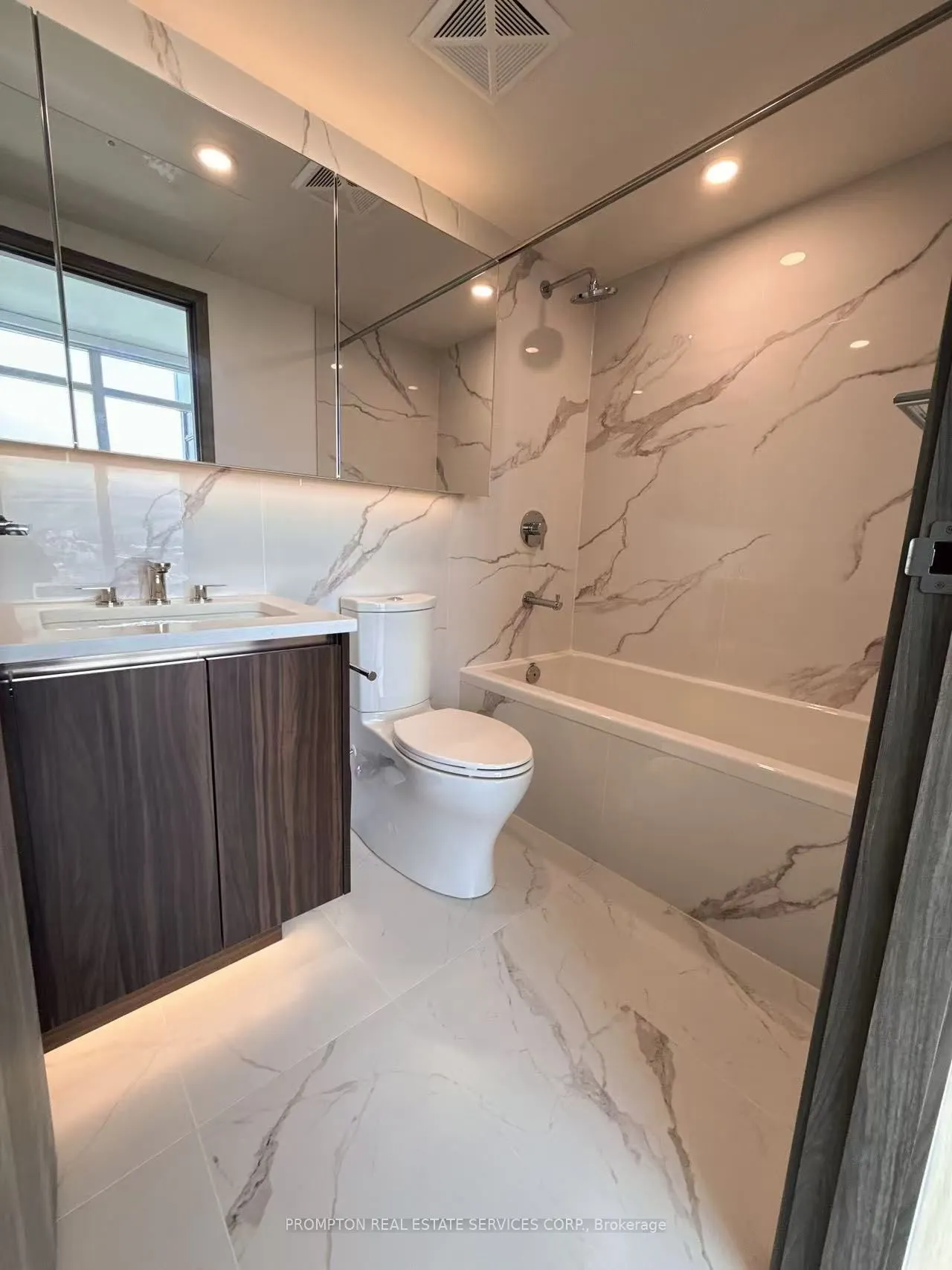 1 CONCORD CITYPLACE Way, #5303