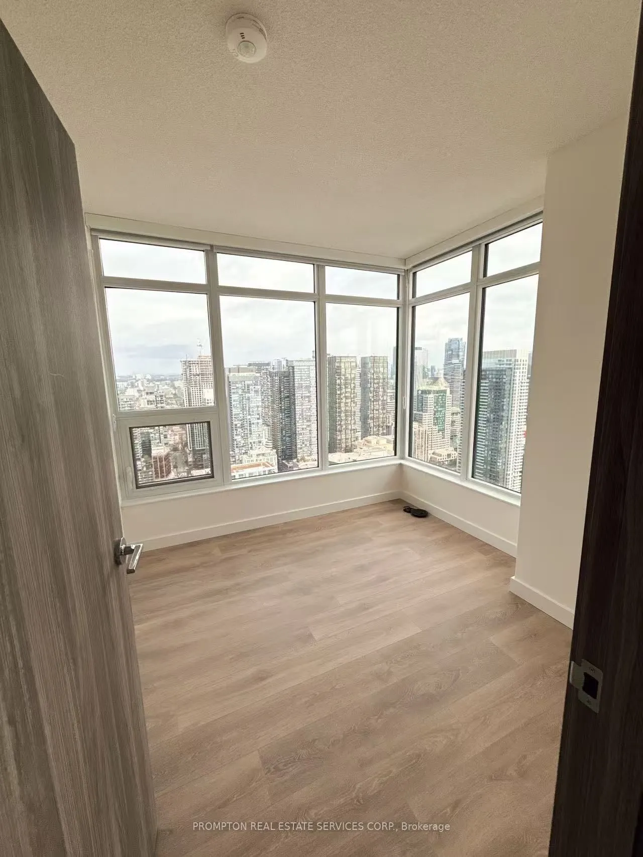 1 CONCORD CITYPLACE Way, #5303