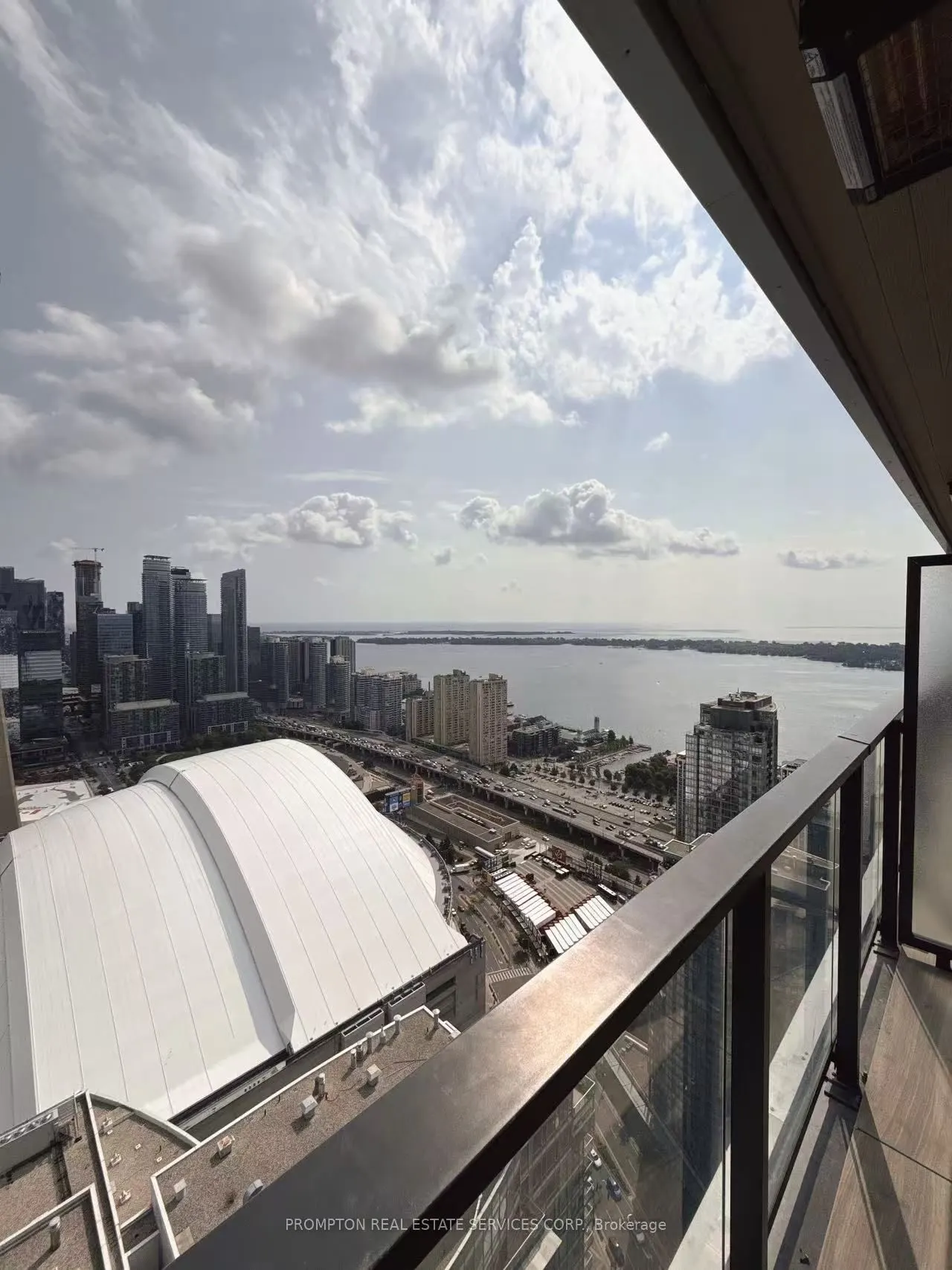 1 CONCORD CITYPLACE Way, #5303