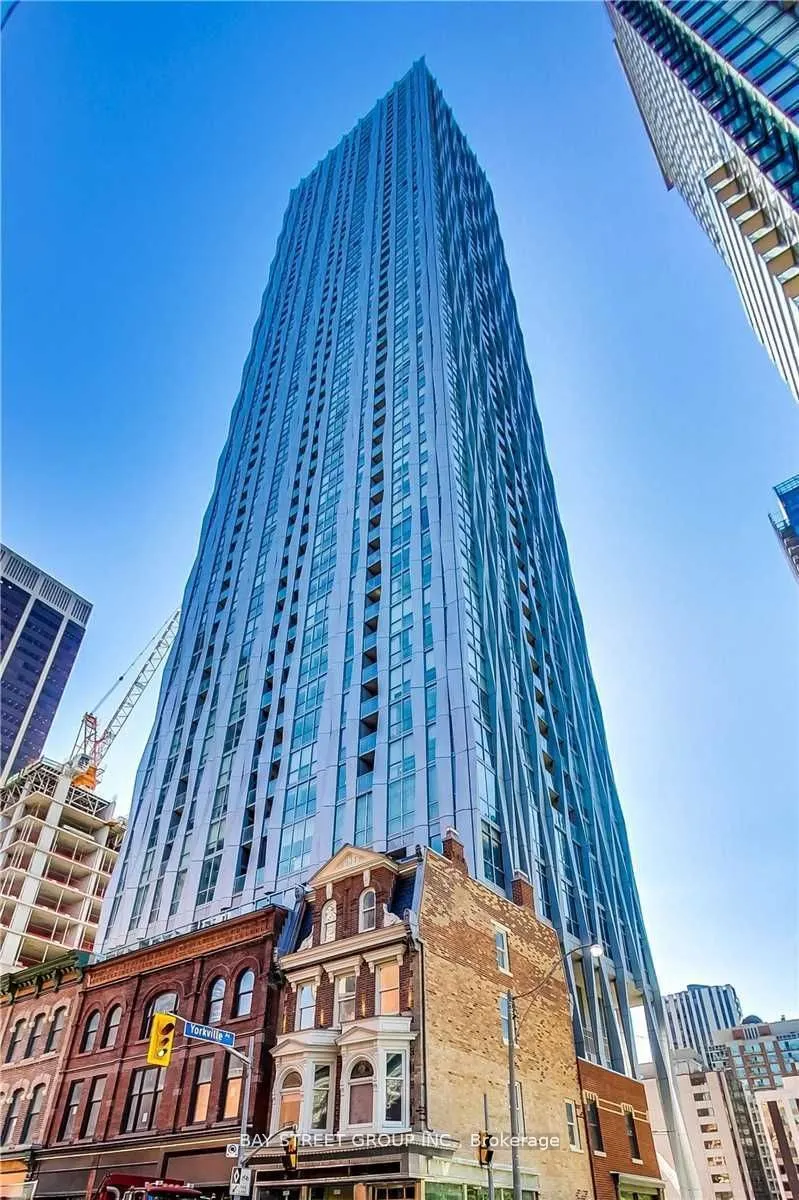 1 Yorkville Avenue, #2503