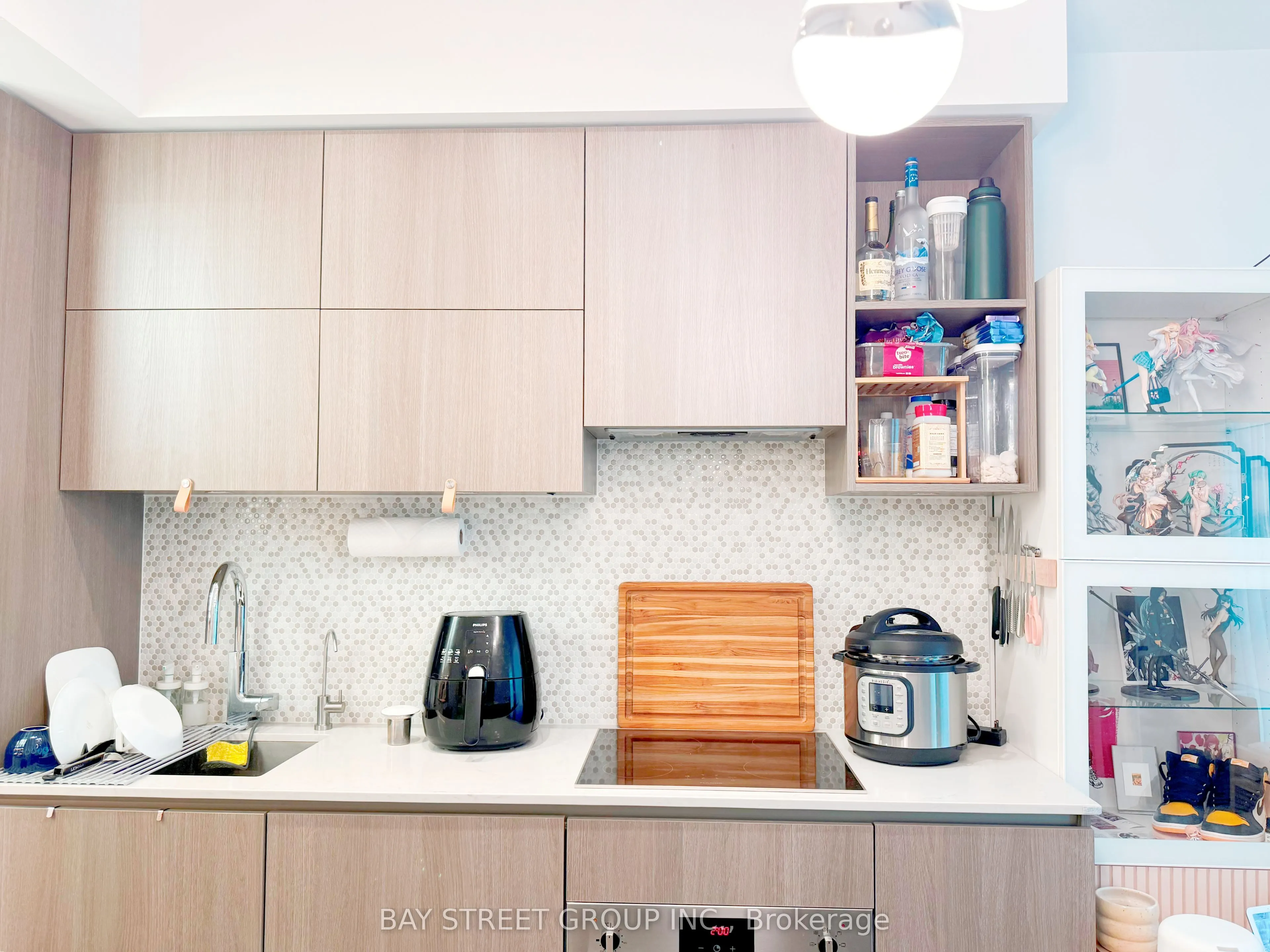 1 Yorkville Avenue, #2503