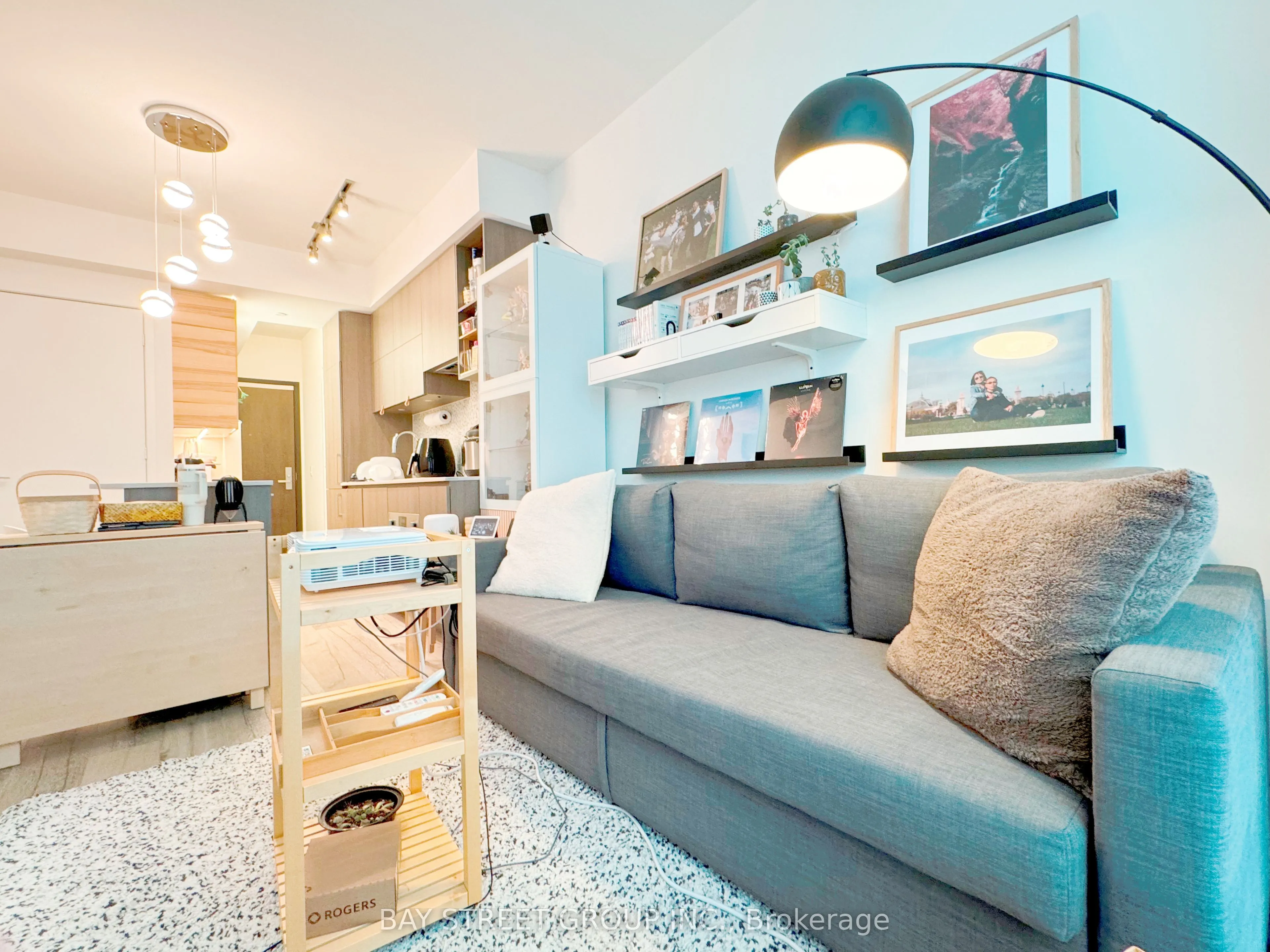 1 Yorkville Avenue, #2503