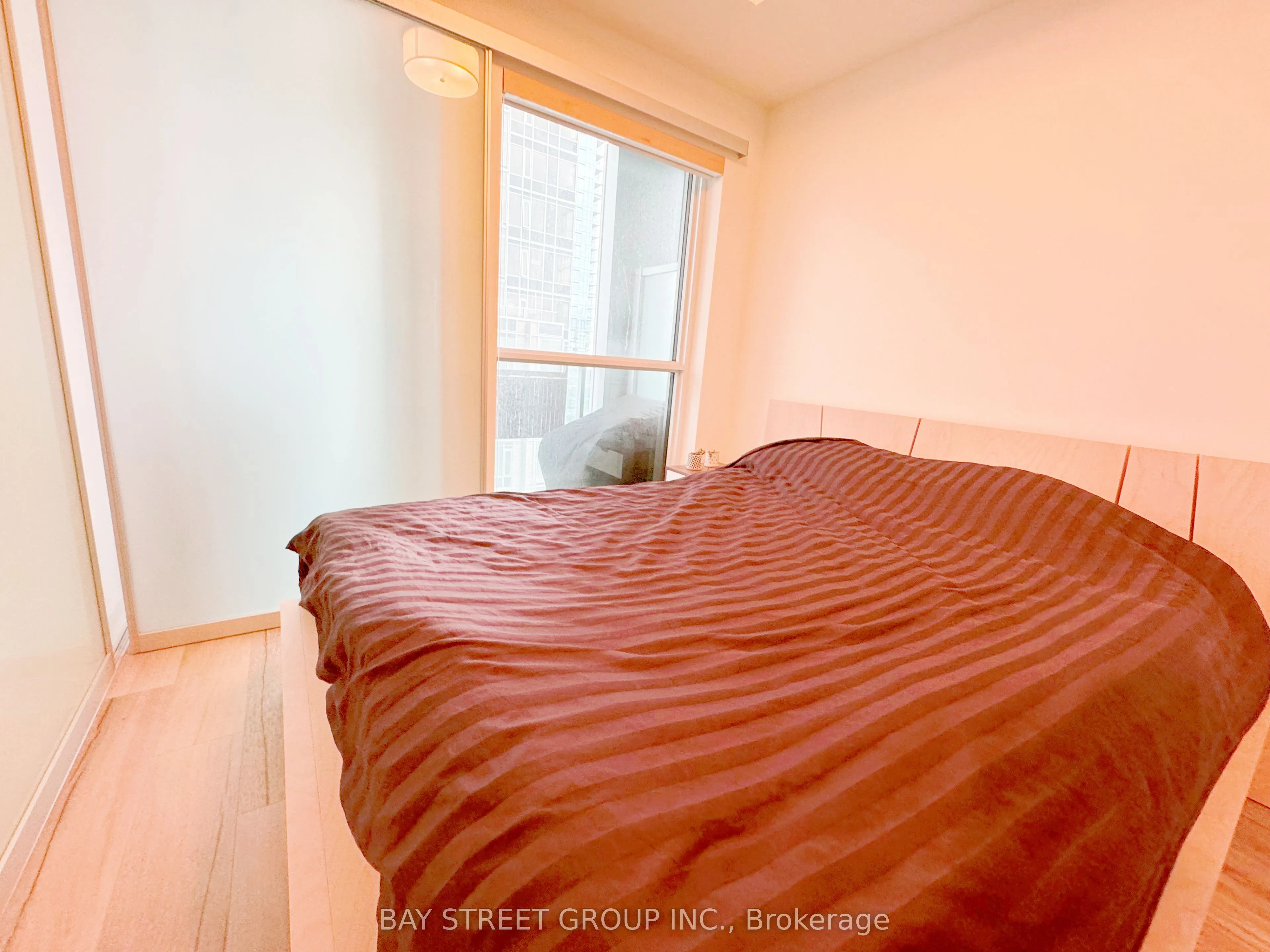 1 Yorkville Avenue, #2503