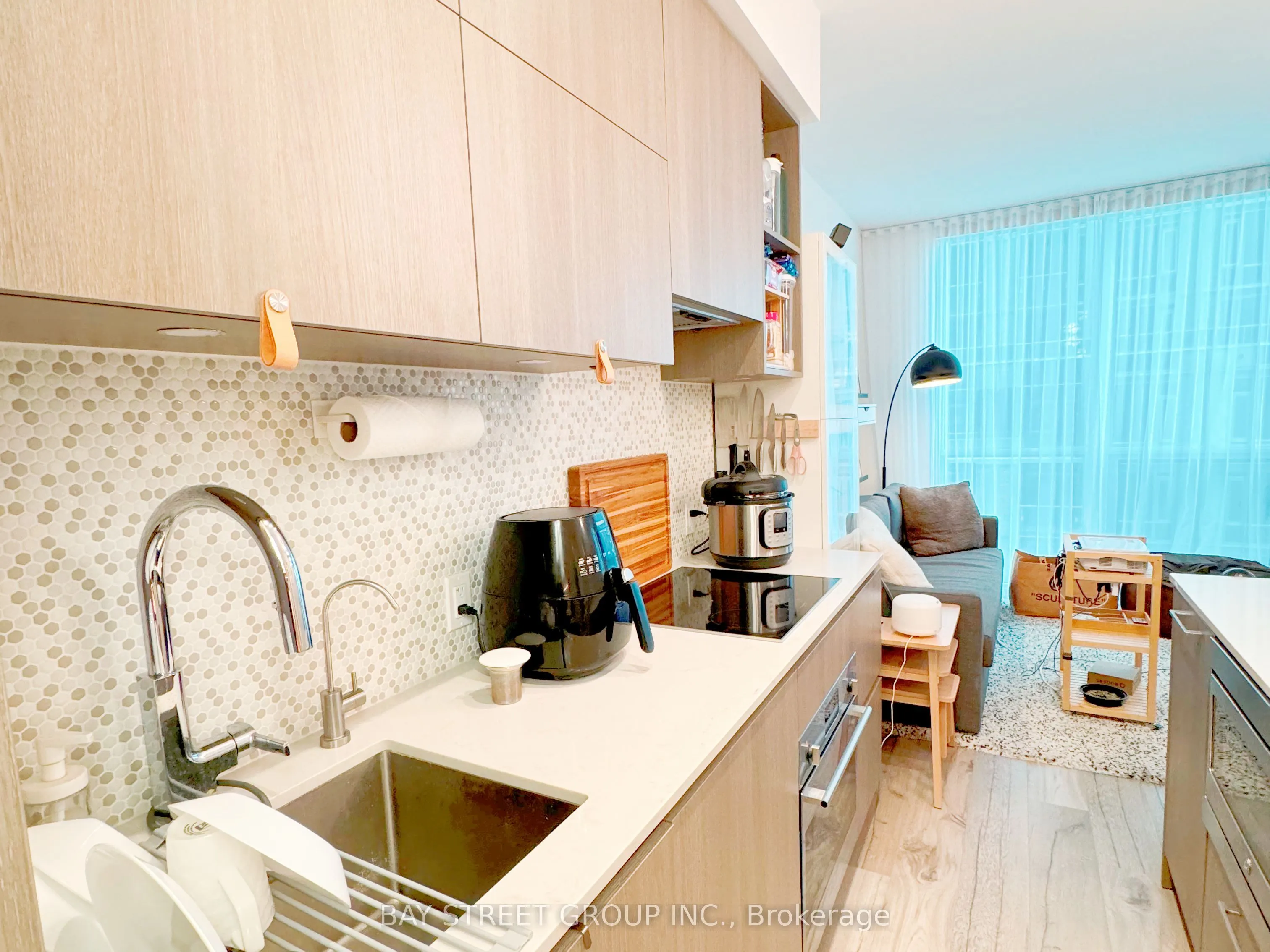 1 Yorkville Avenue, #2503
