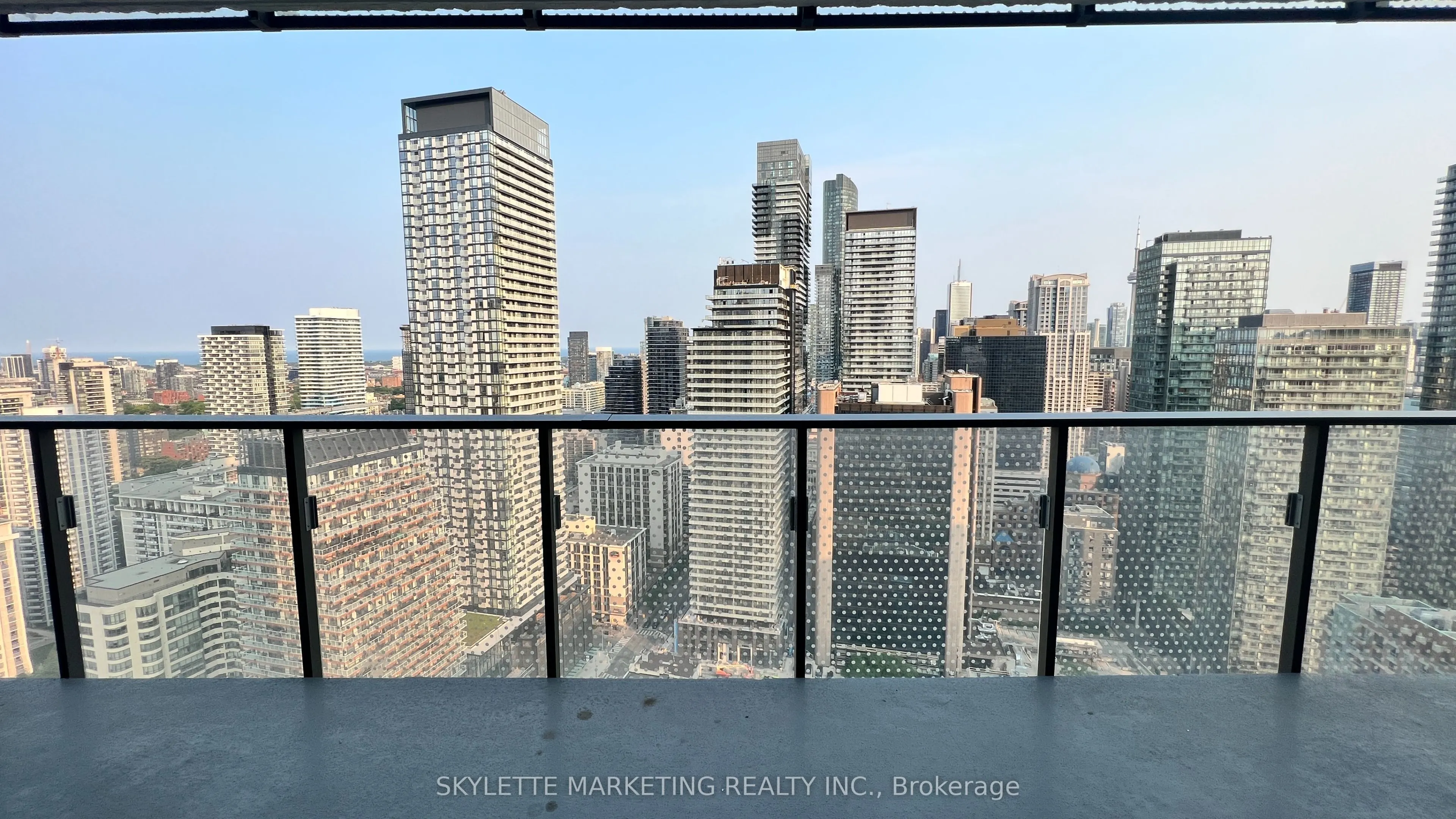 11 Wellesley Street W, #3204