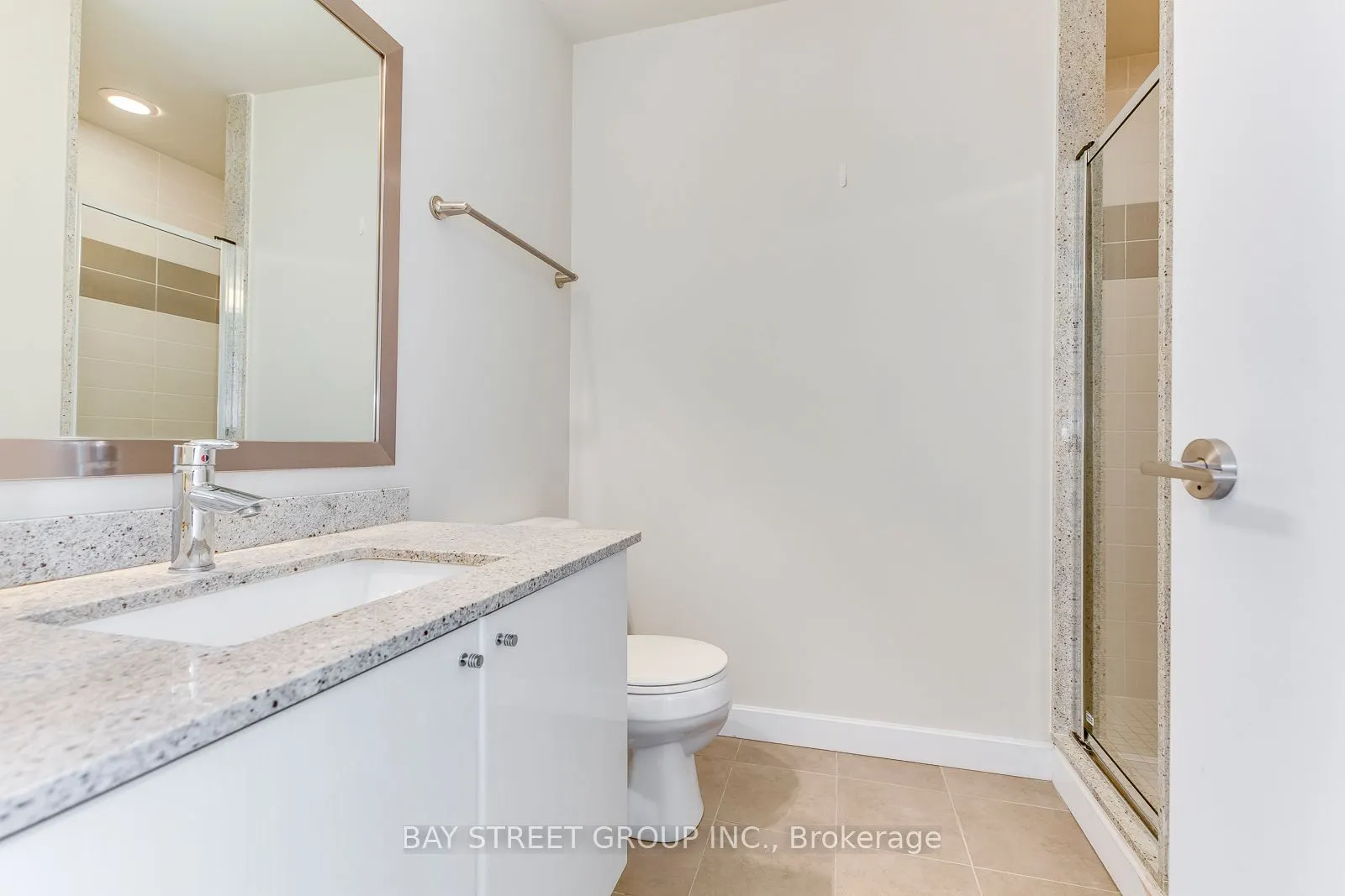 33 Bay Street, #2704